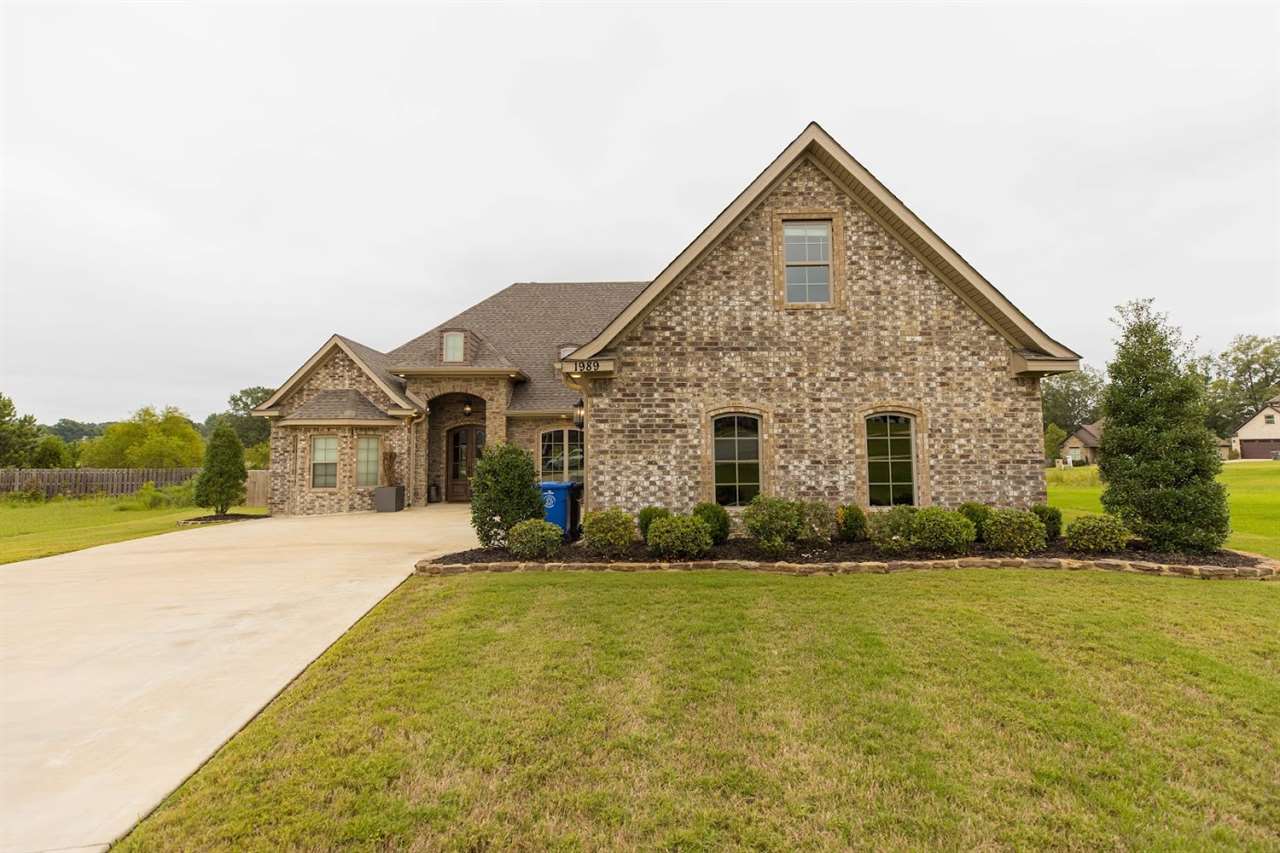 Home for Sale at 1989 Sunrise Cove in Jonesboro, AR for ...