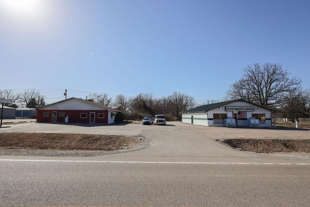 2511 Hwy 5 S