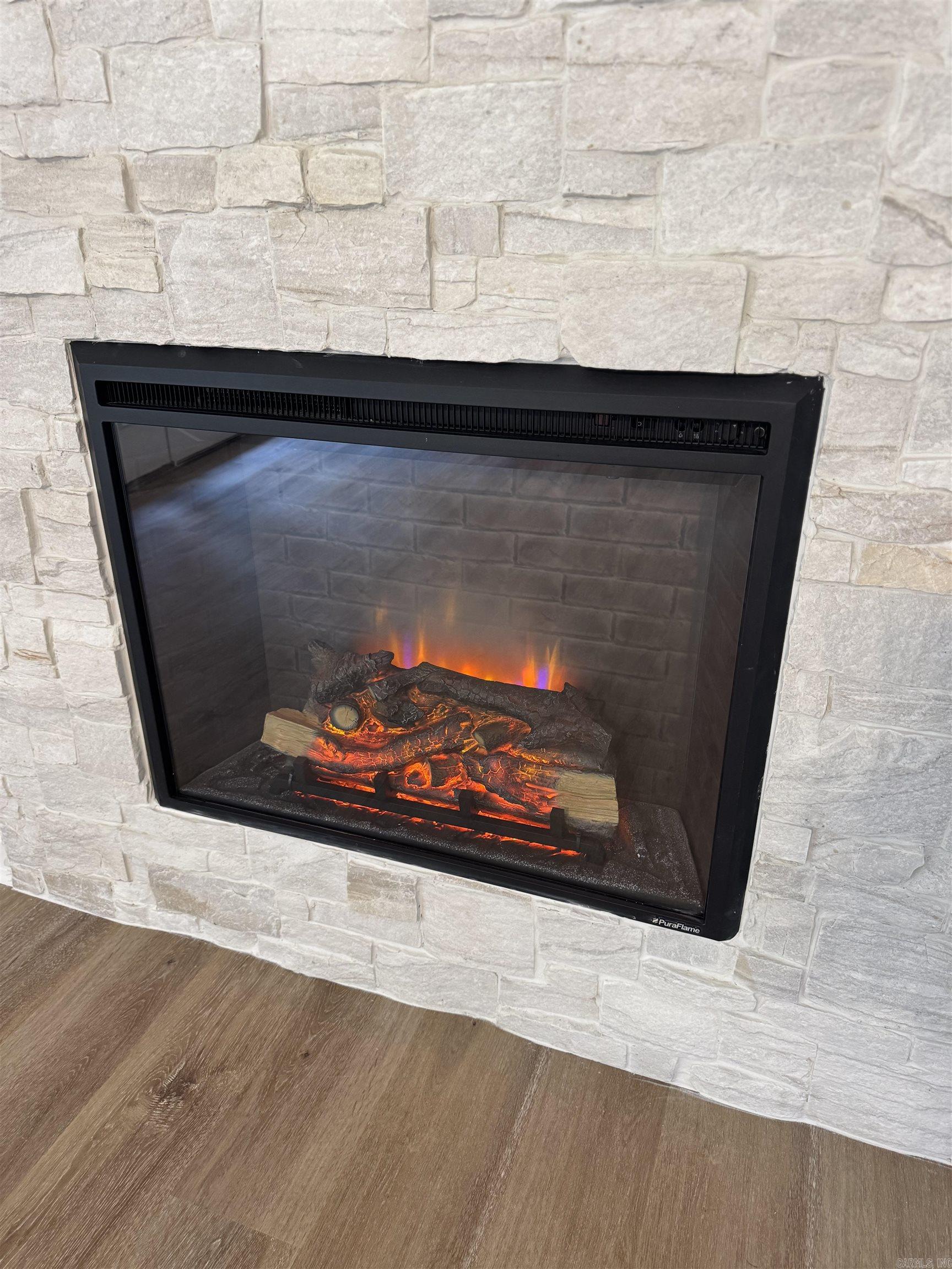 Electric Fireplace w/blower