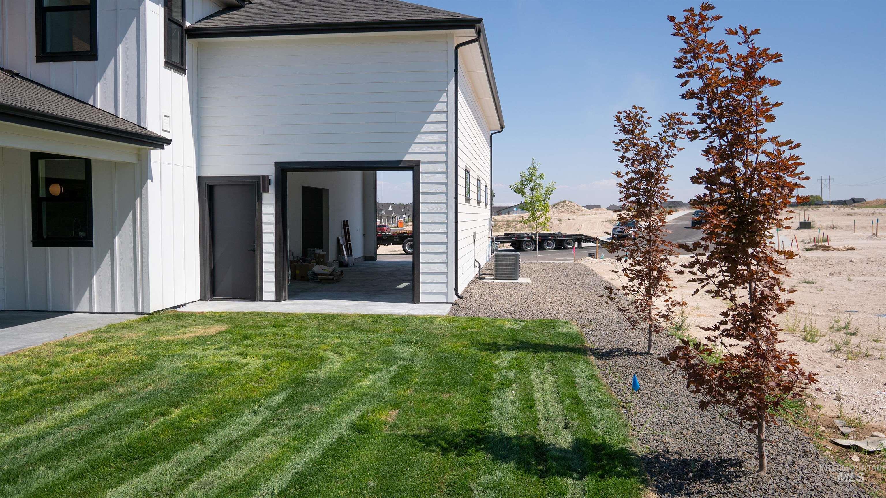 2389 W Herron Ridge Ct., Nampa, Idaho 83686, 5 Bedrooms Bedrooms, ,3 BathroomsBathrooms,Residential,For Sale,2389 W Herron Ridge Ct.,98856067