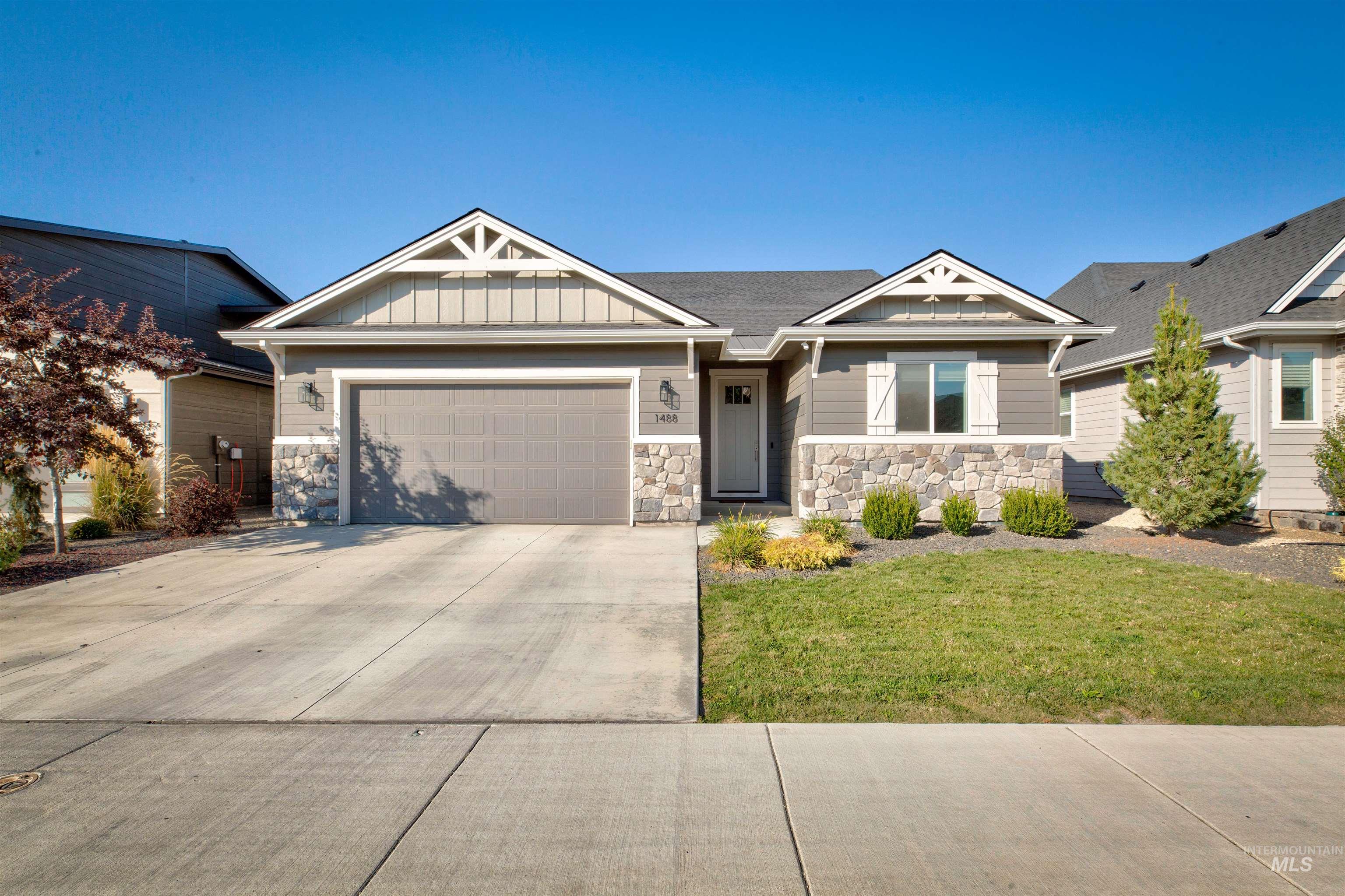 1488 W Cerulean Street, Kuna, Idaho 83634, 4 Bedrooms Bedrooms, ,2 BathroomsBathrooms,Residential,For Sale,1488 W Cerulean Street,98860824