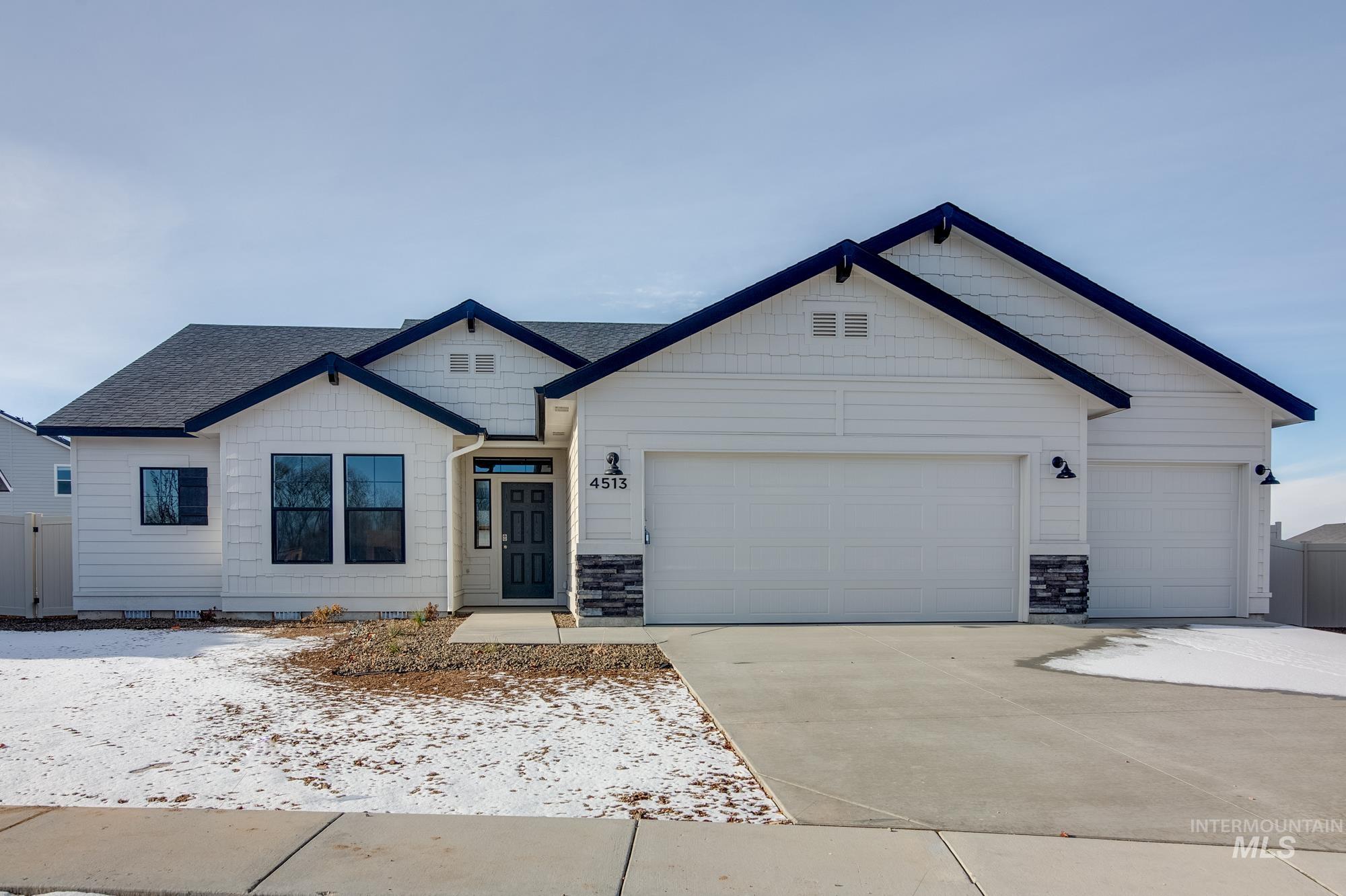 4513 S Yankees Way, Nampa, Idaho 83686, 4 Bedrooms Bedrooms, ,2 BathroomsBathrooms,Residential,For Sale,4513 S Yankees Way,98861301