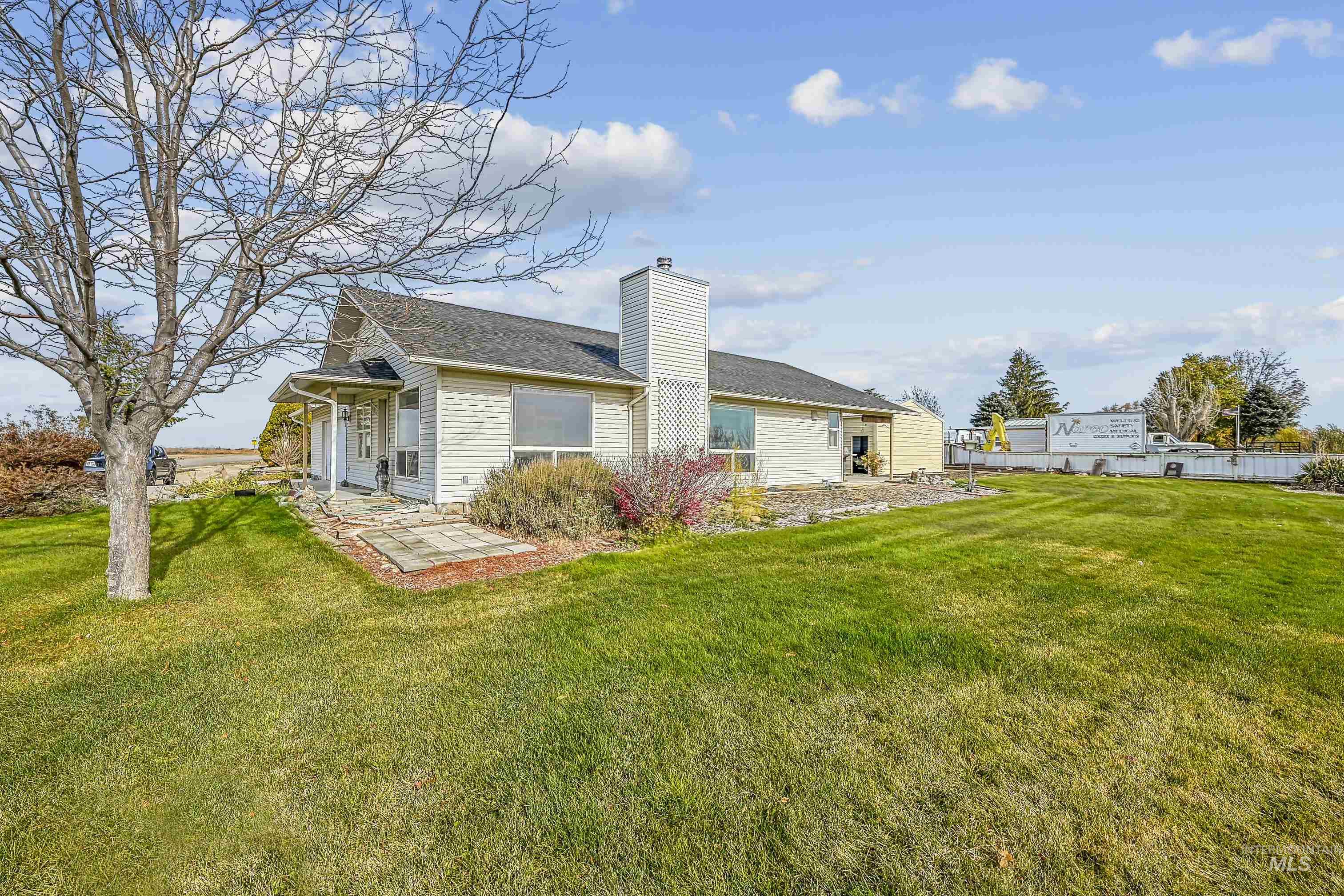 23852 Winding Edge Rd, Middleton, Idaho 83644, 3 Bedrooms Bedrooms, ,2 BathroomsBathrooms,Residential,For Sale,23852 Winding Edge Rd,98863560