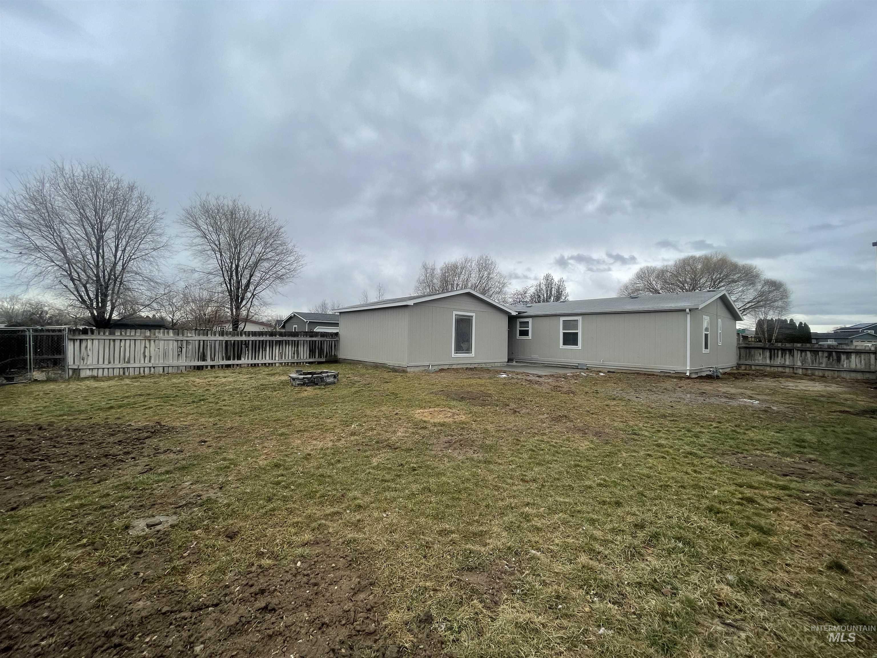 11368 W Hawkins Ave., Nampa, Idaho 83651, 3 Bedrooms Bedrooms, ,2 BathroomsBathrooms,Residential,For Sale,11368 W Hawkins Ave.,98865794