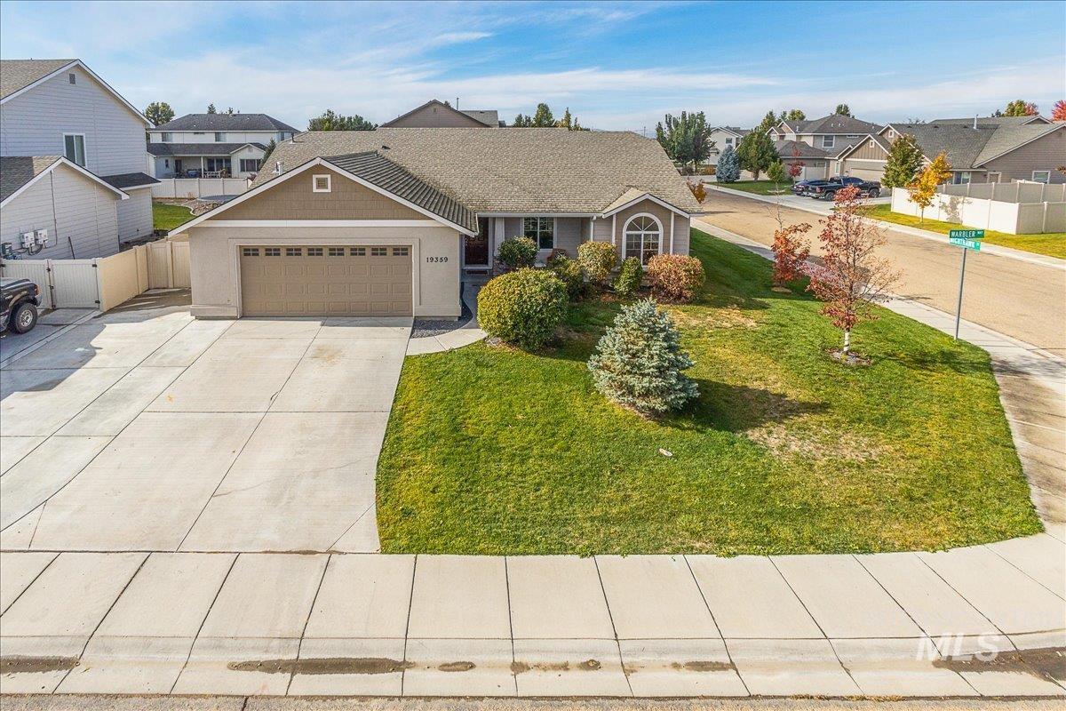 19359 Warbler Way, Caldwell, Idaho 83605, 4 Bedrooms Bedrooms, ,2 BathroomsBathrooms,Residential,For Sale,19359 Warbler Way,98865819