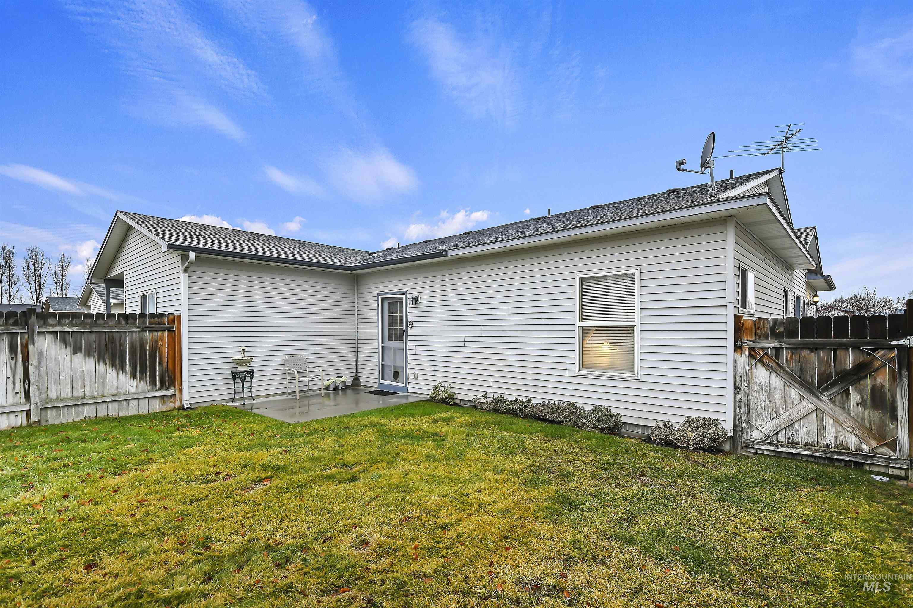 918 S Diamond St, Nampa, Idaho 83686, 2 Bedrooms Bedrooms, ,2 BathroomsBathrooms,Residential,For Sale,918 S Diamond St,98866489