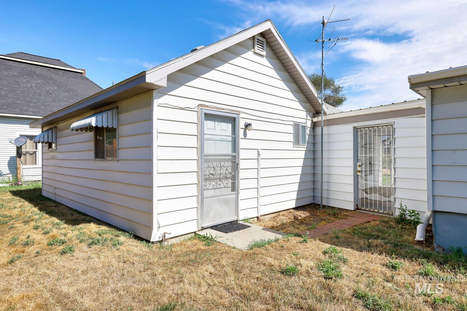 621 N Kimball Avenue, Caldwell, Idaho 83605, ,Residential Income,For Sale,621 N Kimball Avenue,98866515