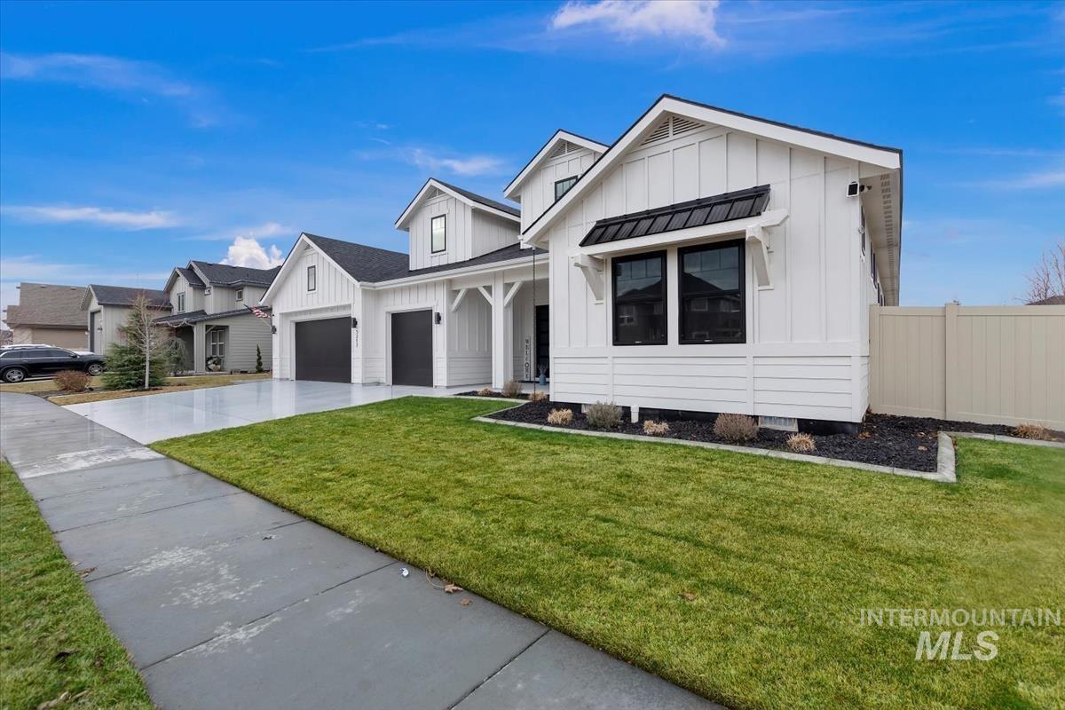 5217 S Twilight Mist Way, Meridian, Idaho 83642, 3 Bedrooms Bedrooms, ,2.5 BathroomsBathrooms,Residential,For Sale,5217 S Twilight Mist Way,98866680