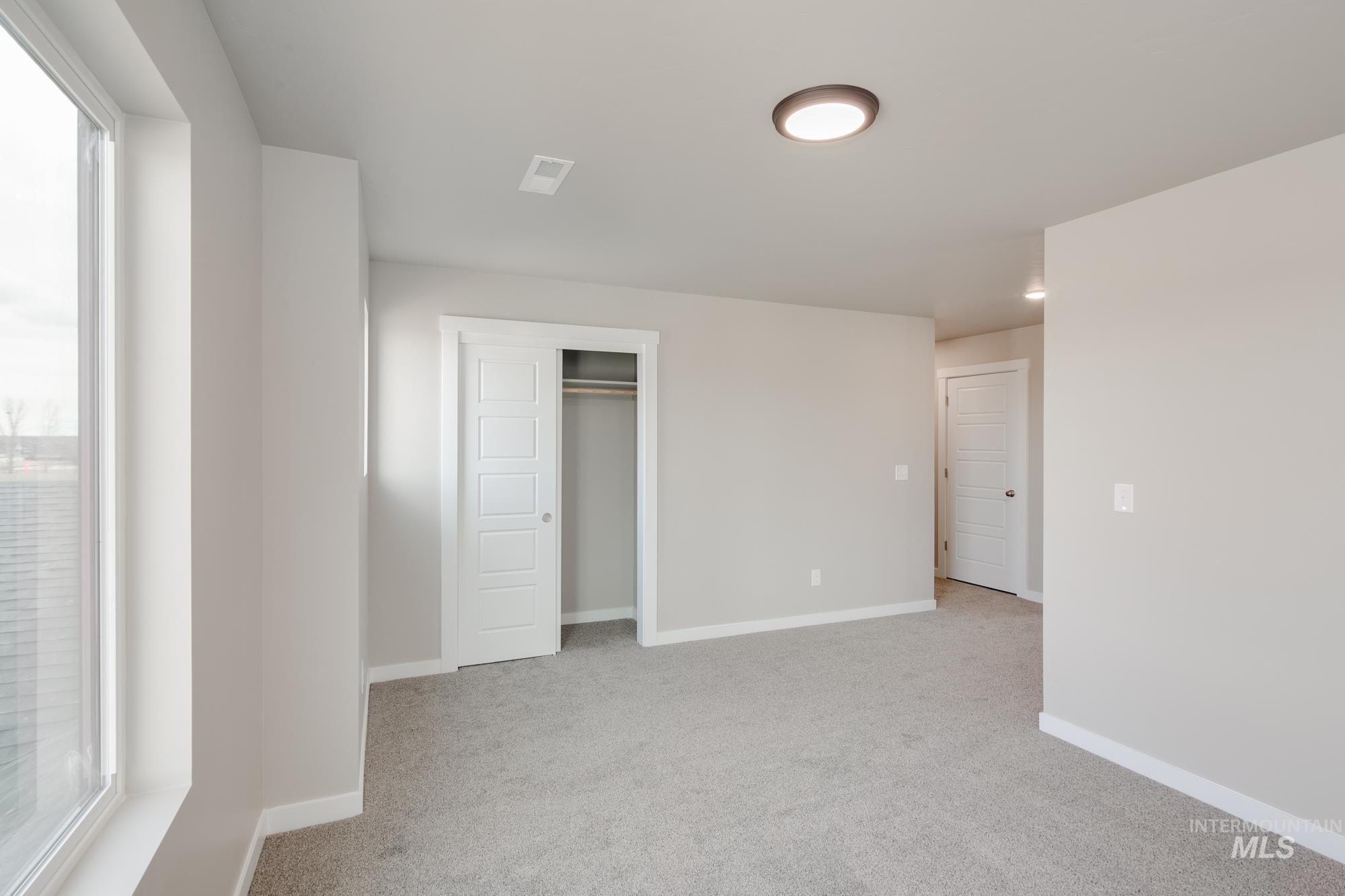 3009 N Bowknot Lake Ave, Star, Idaho 83669, 4 Bedrooms Bedrooms, ,2.5 BathroomsBathrooms,Residential,For Sale,3009 N Bowknot Lake Ave,98867565