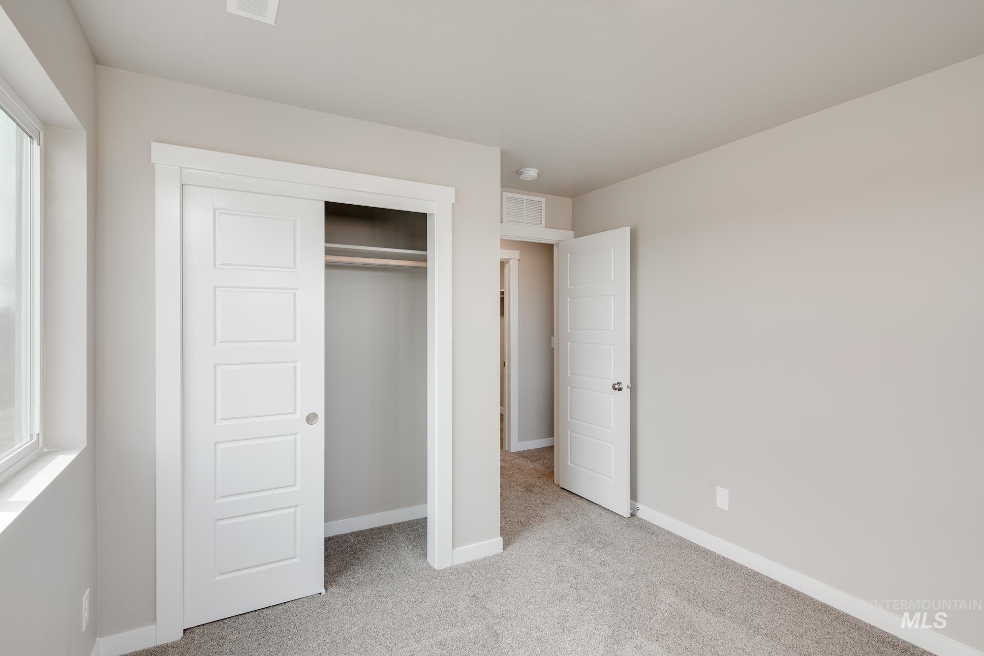 3009 N Bowknot Lake Ave, Star, Idaho 83669, 4 Bedrooms Bedrooms, ,2.5 BathroomsBathrooms,Residential,For Sale,3009 N Bowknot Lake Ave,98867565
