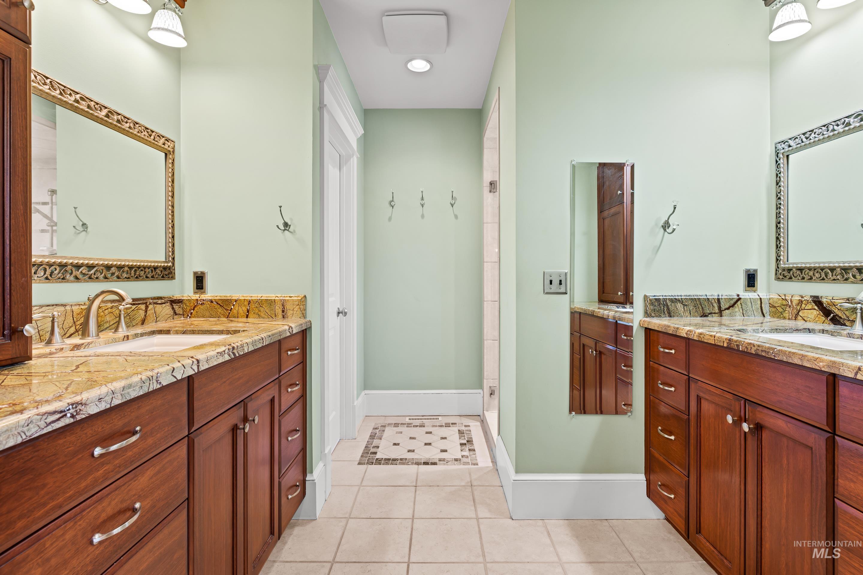 876 E Pennsylvania Lane, Boise, Idaho 83706, 6 Bedrooms Bedrooms, ,5.5 BathroomsBathrooms,Residential,For Sale,876 E Pennsylvania Lane,98867676