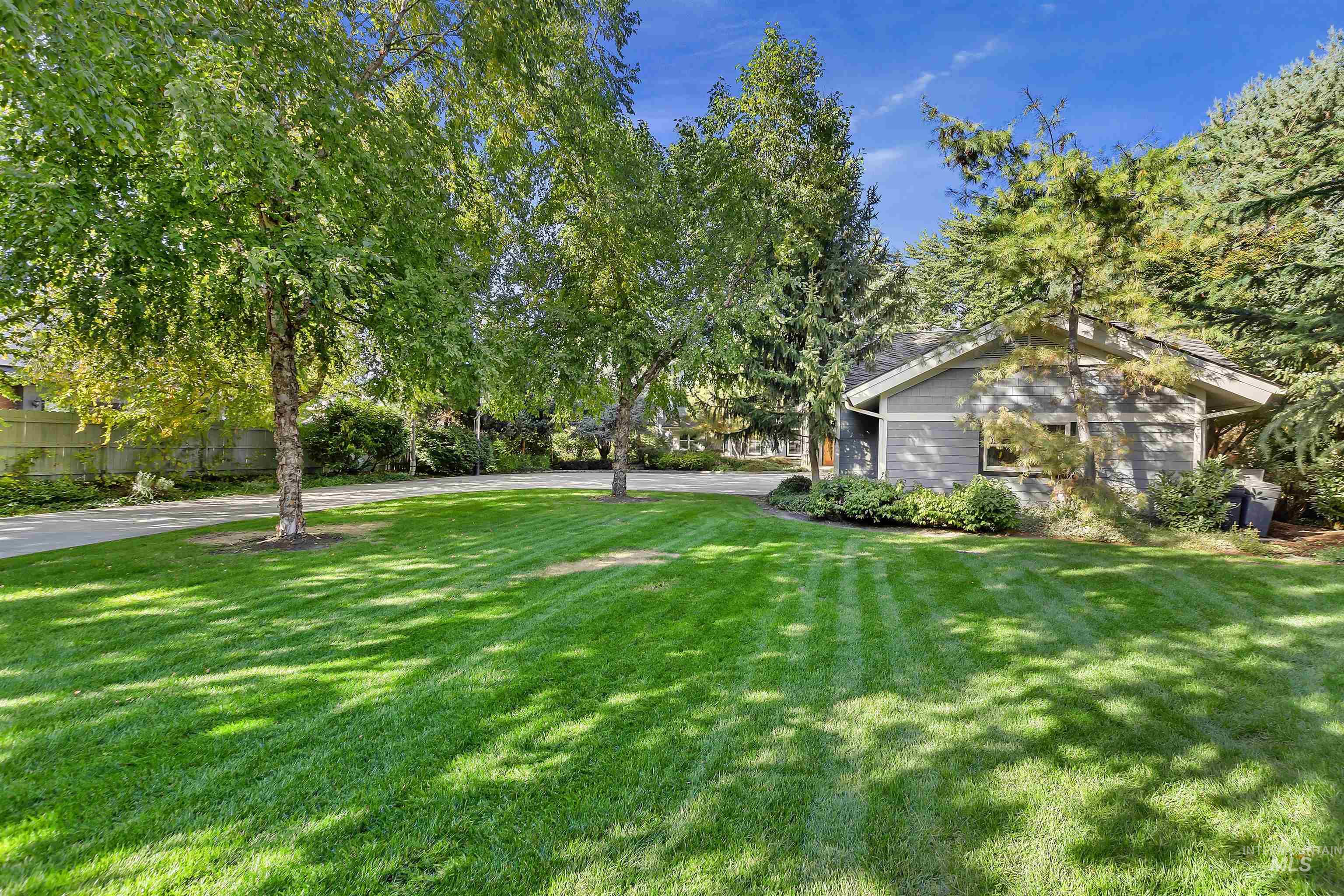 876 E Pennsylvania Lane, Boise, Idaho 83706, 6 Bedrooms Bedrooms, ,5.5 BathroomsBathrooms,Residential,For Sale,876 E Pennsylvania Lane,98867676