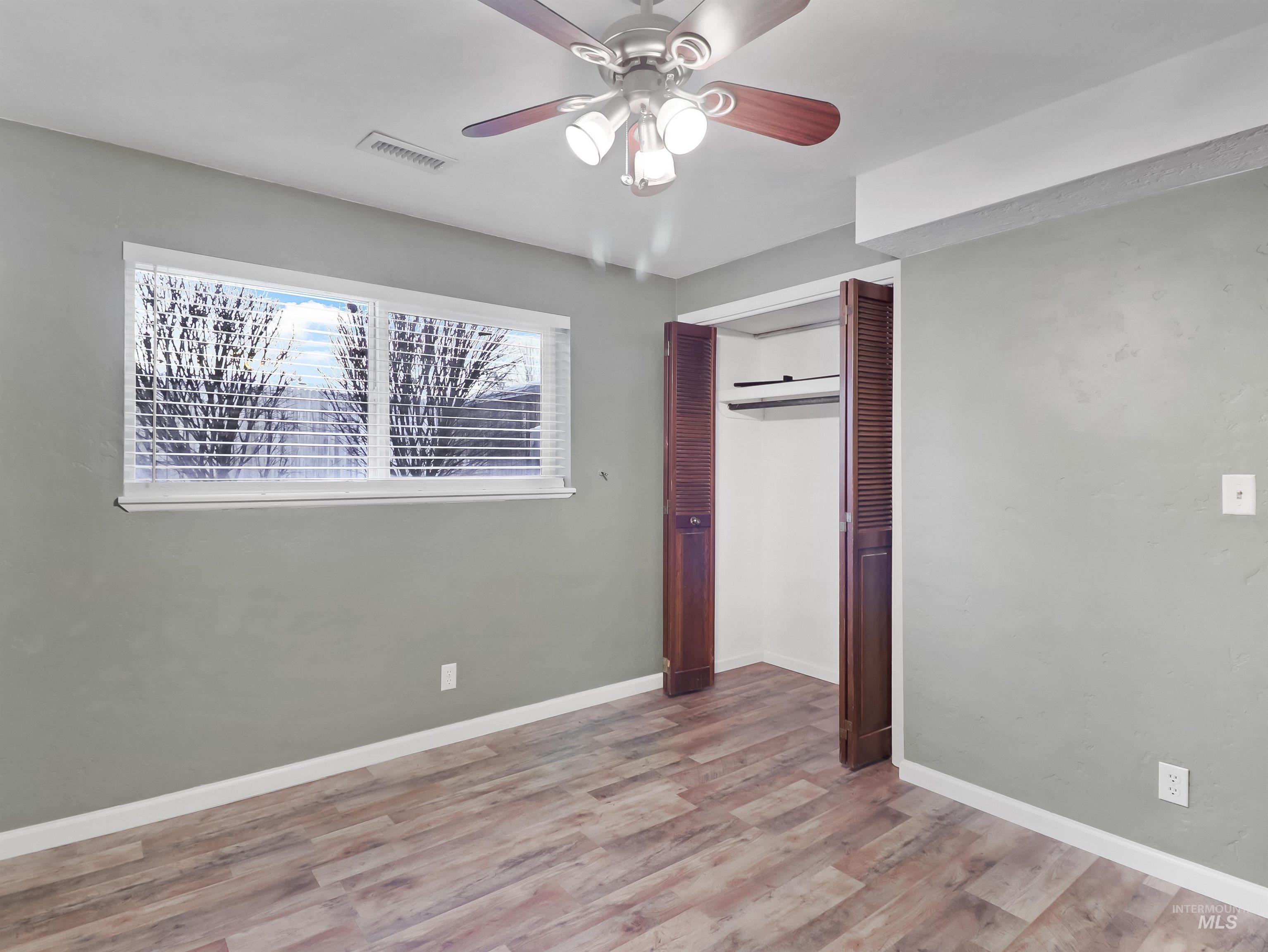 8828 W Goddard Pl, Boise, Idaho 83704, 5 Bedrooms Bedrooms, ,2 BathroomsBathrooms,Residential,For Sale,8828 W Goddard Pl,98867691