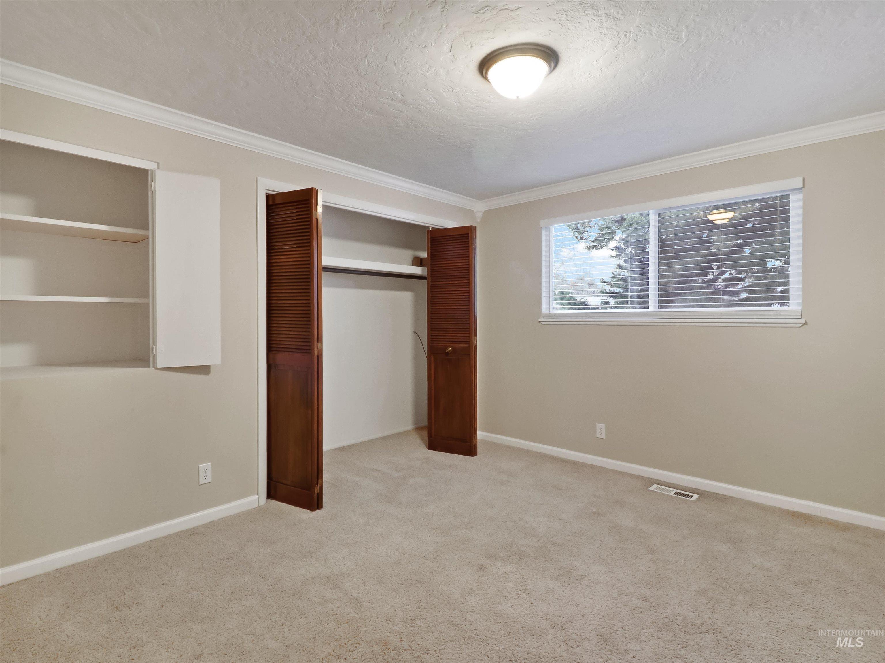 8828 W Goddard Pl, Boise, Idaho 83704, 5 Bedrooms Bedrooms, ,2 BathroomsBathrooms,Residential,For Sale,8828 W Goddard Pl,98867691
