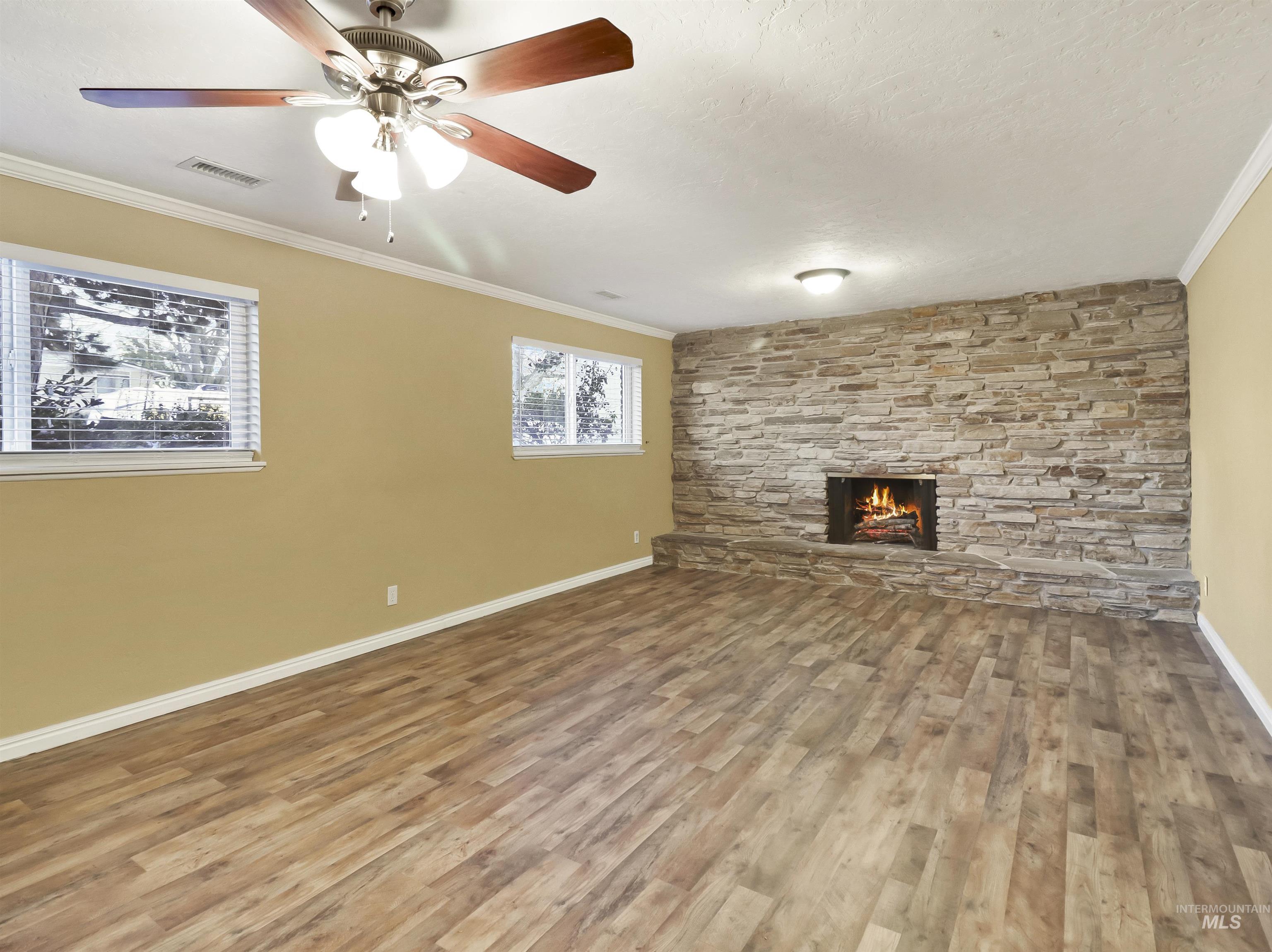 8828 W Goddard Pl, Boise, Idaho 83704, 5 Bedrooms Bedrooms, ,2 BathroomsBathrooms,Residential,For Sale,8828 W Goddard Pl,98867691