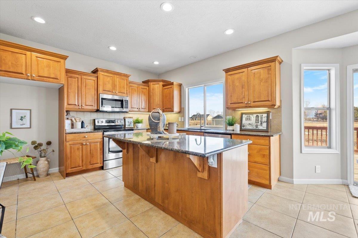 25404 Arroyo Ct, Caldwell, Idaho 83607, 5 Bedrooms Bedrooms, ,3.5 BathroomsBathrooms,Residential,For Sale,25404 Arroyo Ct,98867711