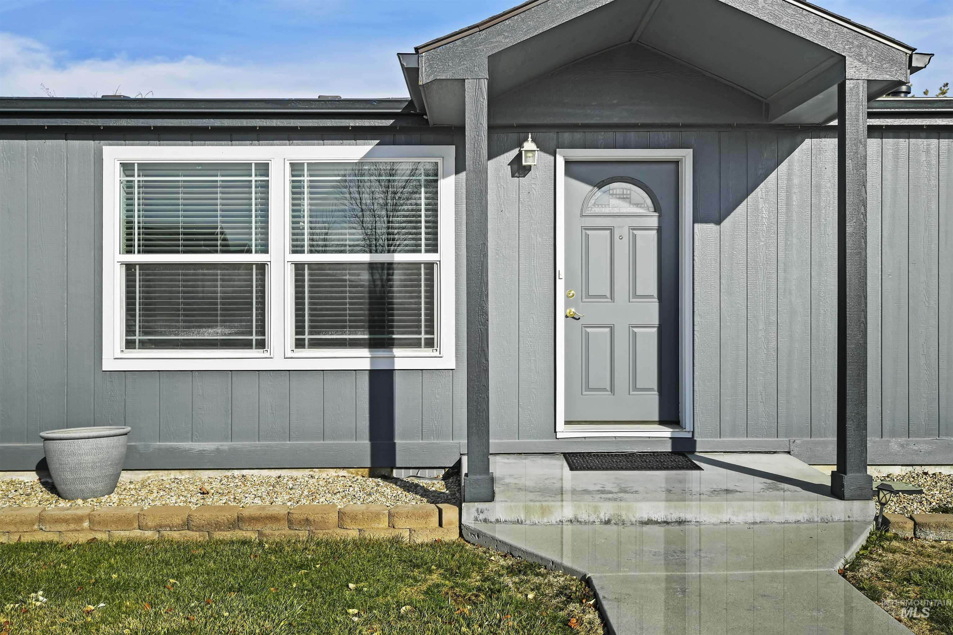 11474 W Graham, Nampa, Idaho 83651, 3 Bedrooms Bedrooms, ,2 BathroomsBathrooms,Residential,For Sale,11474 W Graham,98867730