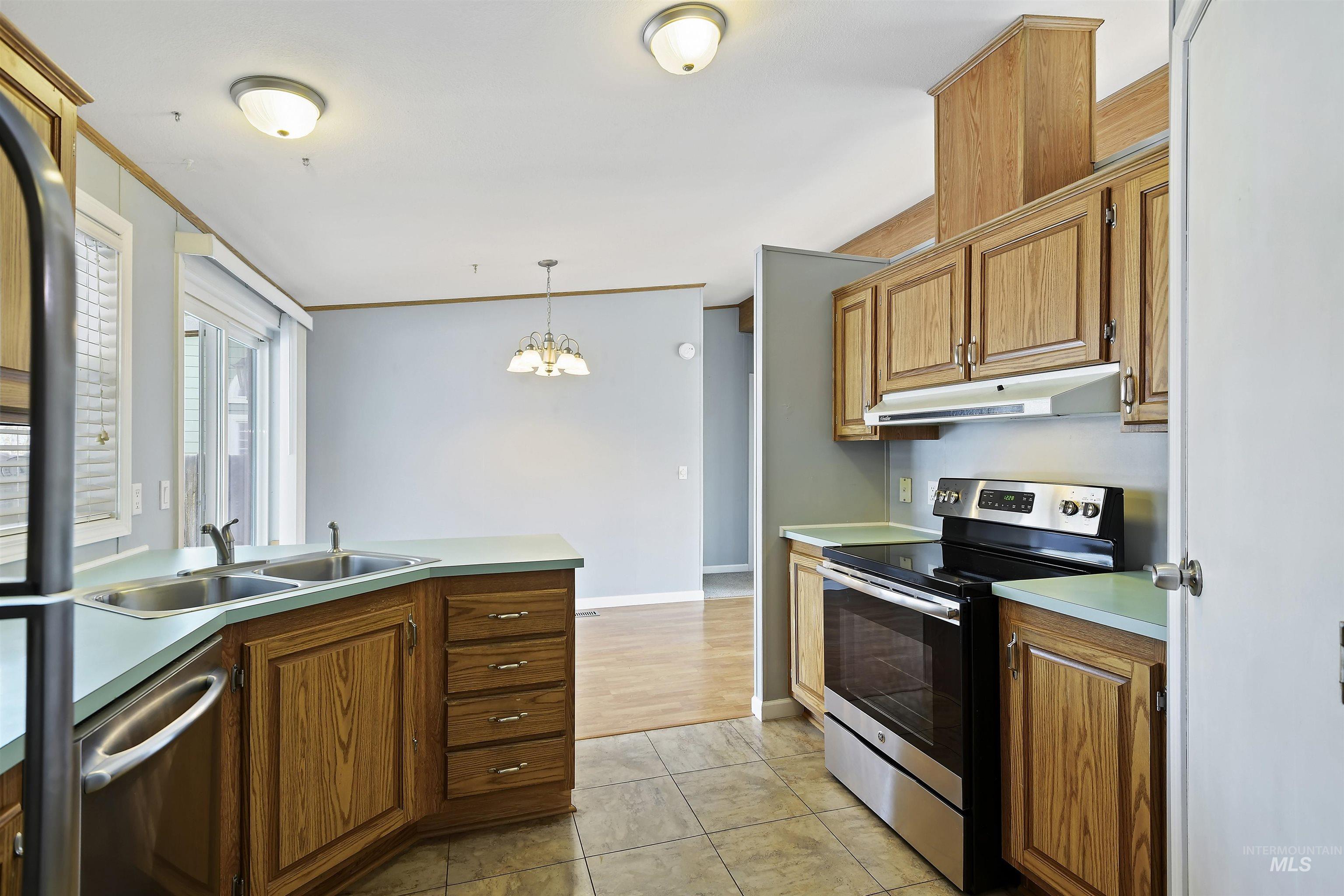 11474 W Graham, Nampa, Idaho 83651, 3 Bedrooms Bedrooms, ,2 BathroomsBathrooms,Residential,For Sale,11474 W Graham,98867730