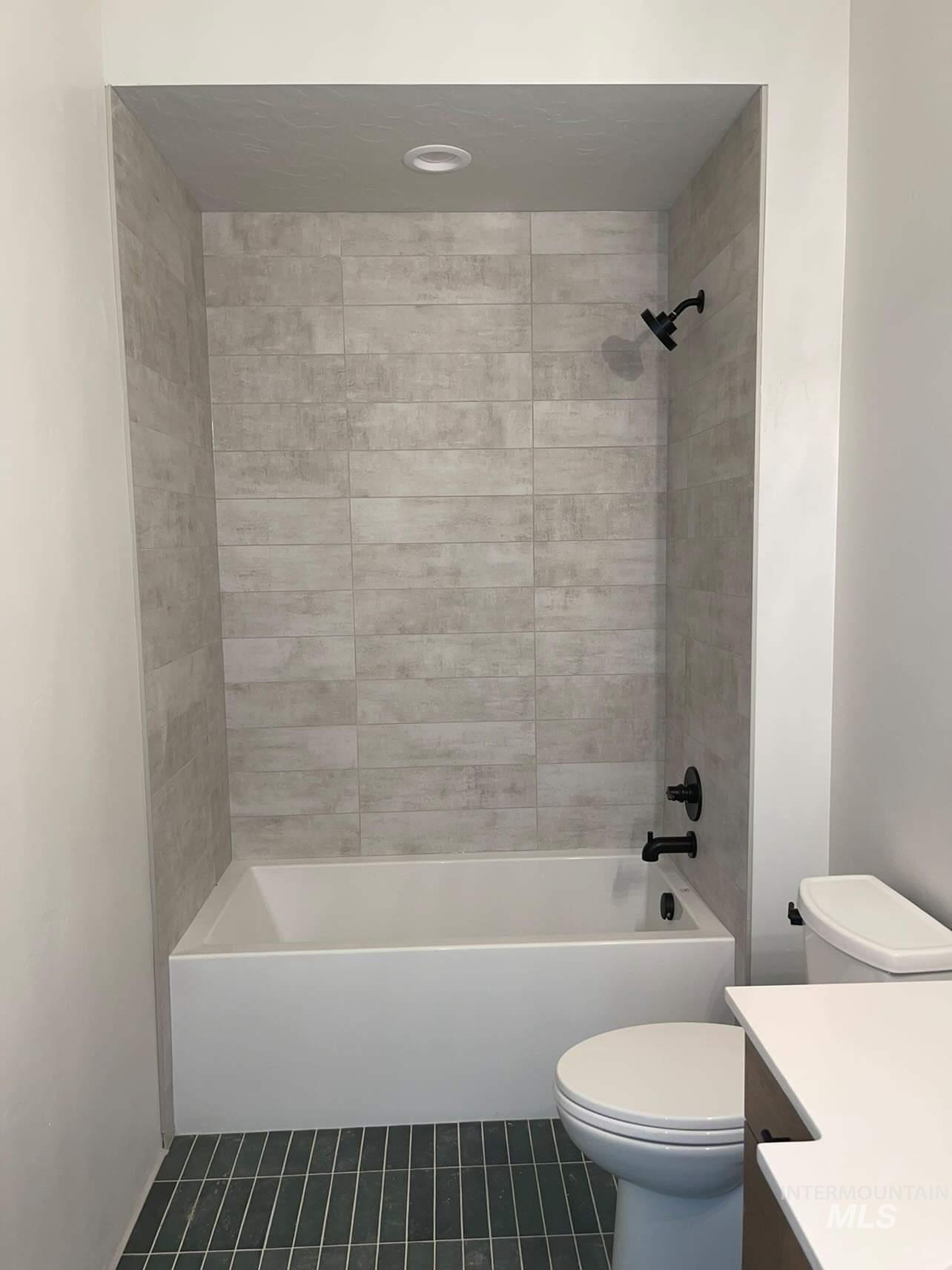 909 E Joplin Lane, Eagle, Idaho 83616, 3 Bedrooms Bedrooms, ,4 BathroomsBathrooms,Residential,For Sale,909 E Joplin Lane,98867732