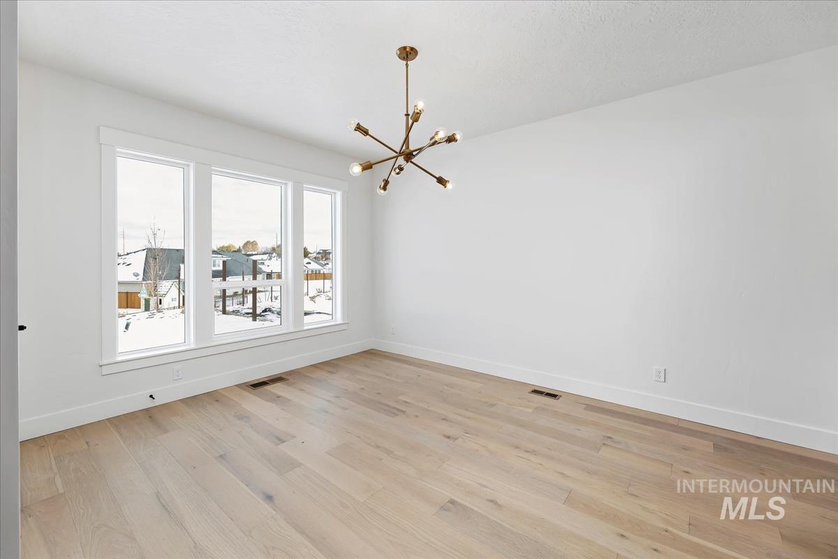 11401 W Helenium Dr, Star, Idaho 83669, 3 Bedrooms Bedrooms, ,2 BathroomsBathrooms,Residential,For Sale,11401 W Helenium Dr,98867735