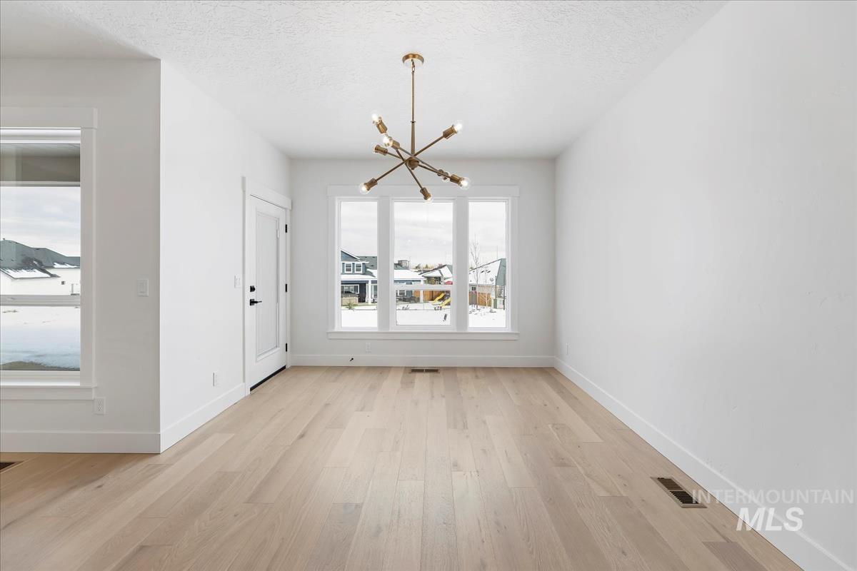 11401 W Helenium Dr, Star, Idaho 83669, 3 Bedrooms Bedrooms, ,2 BathroomsBathrooms,Residential,For Sale,11401 W Helenium Dr,98867735
