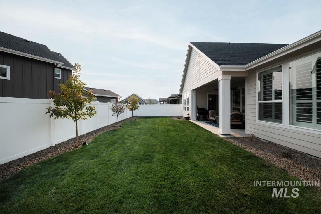 8351 W Brooks Dr, Boise, Idaho 83714, ,3 BathroomsBathrooms,Rental,For Sale,8351 W Brooks Dr,98867740
