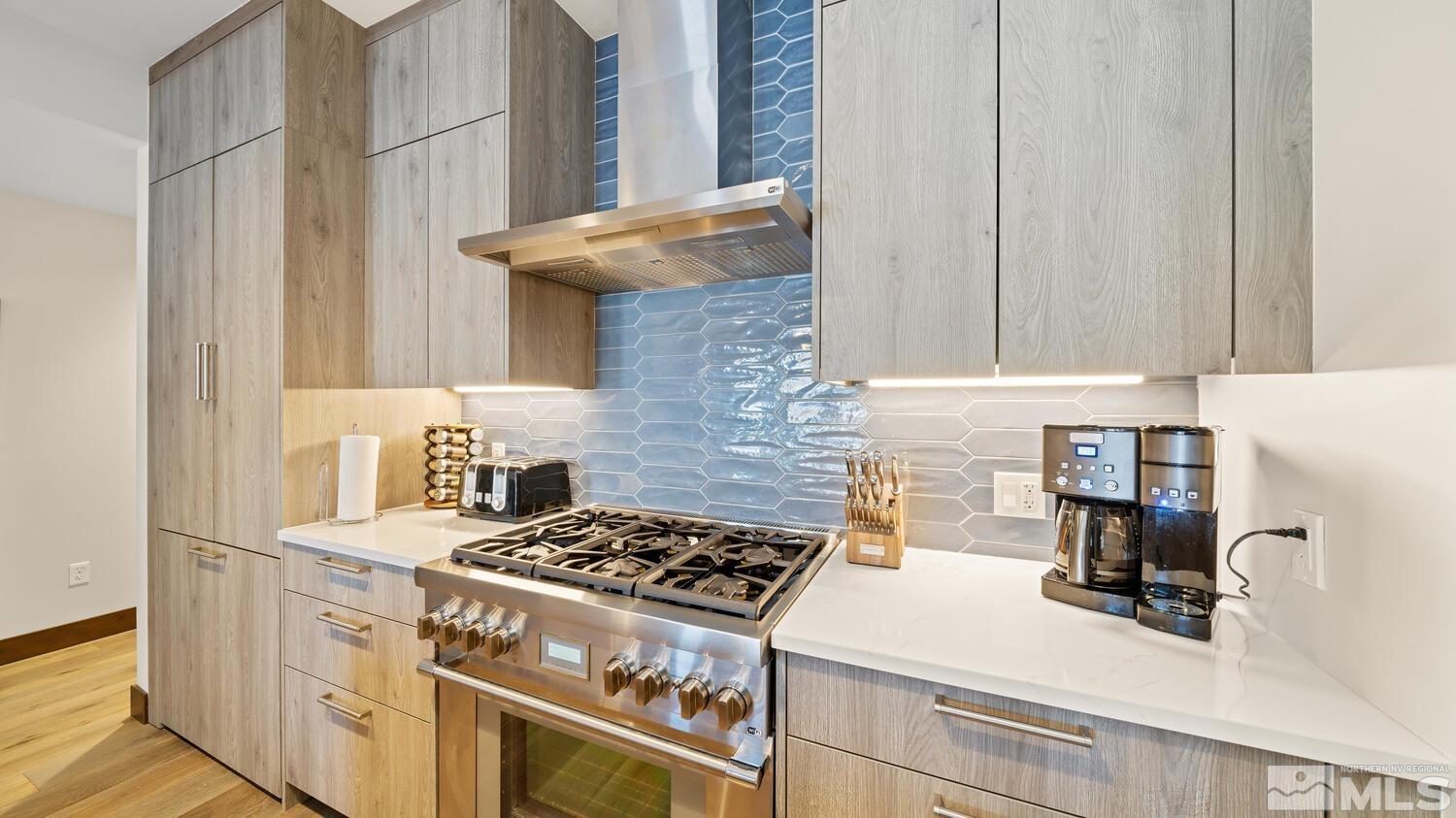 Photo #9: 230001248 Listing 