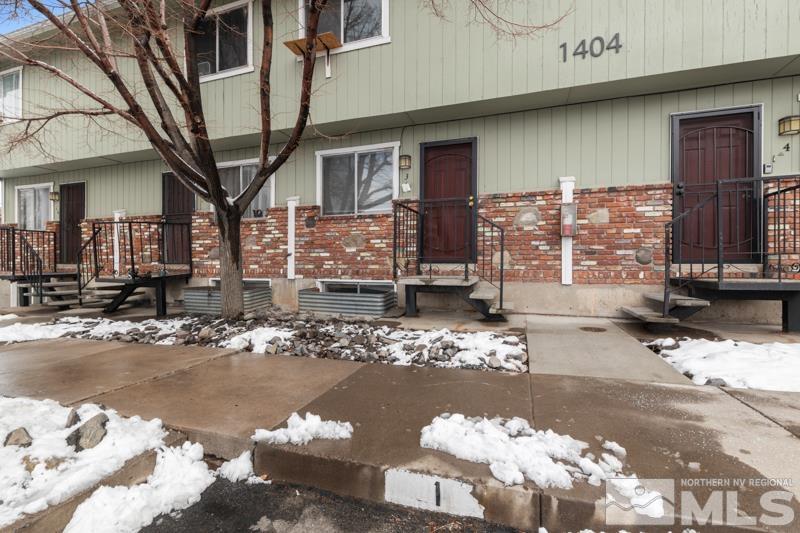 More Details about MLS # 230001757 : 1404 E 9TH
