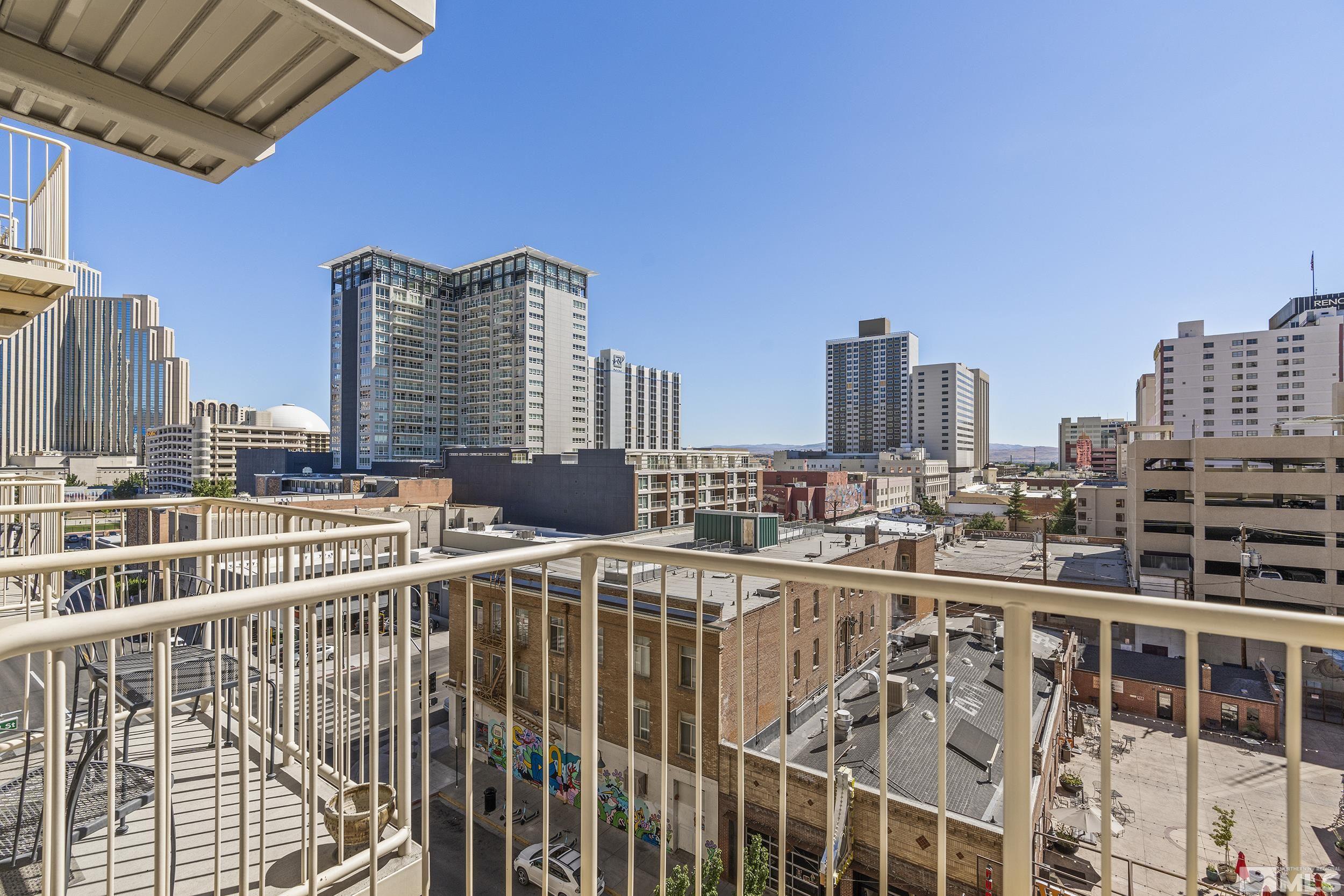 More Details about MLS # 230010389 : 200 W 2ND STREET #503