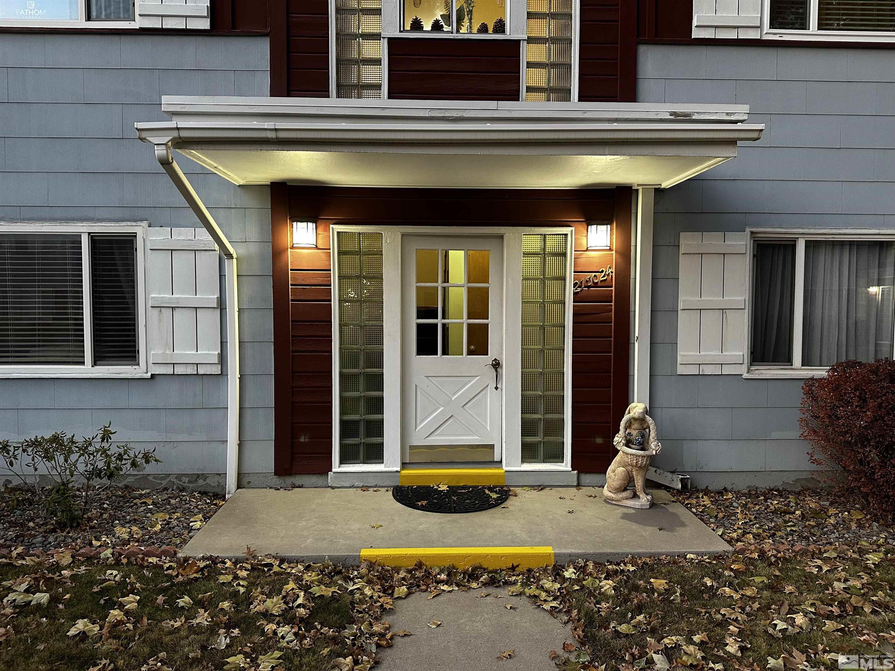 Photo #2: 230012583 Listing 