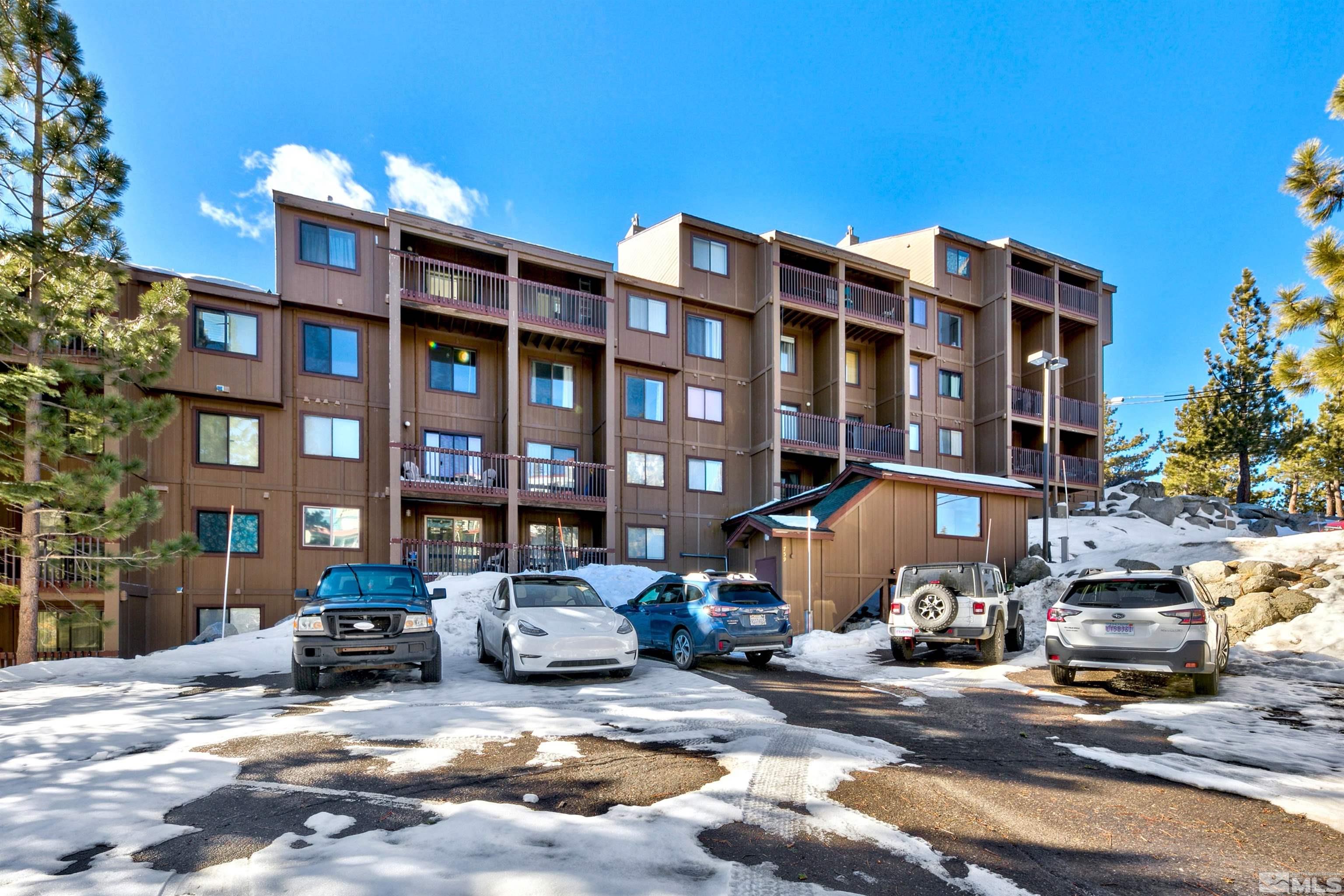 Browse active condo listings in STAGECOACH AND BOULDER LIFTS