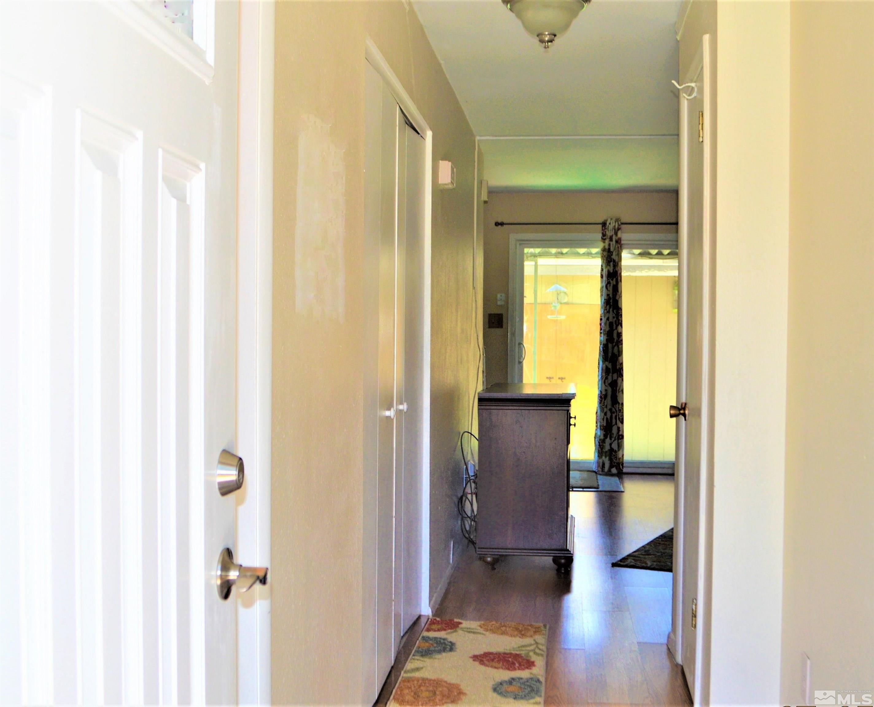 Photo #3: 240001322 Listing 