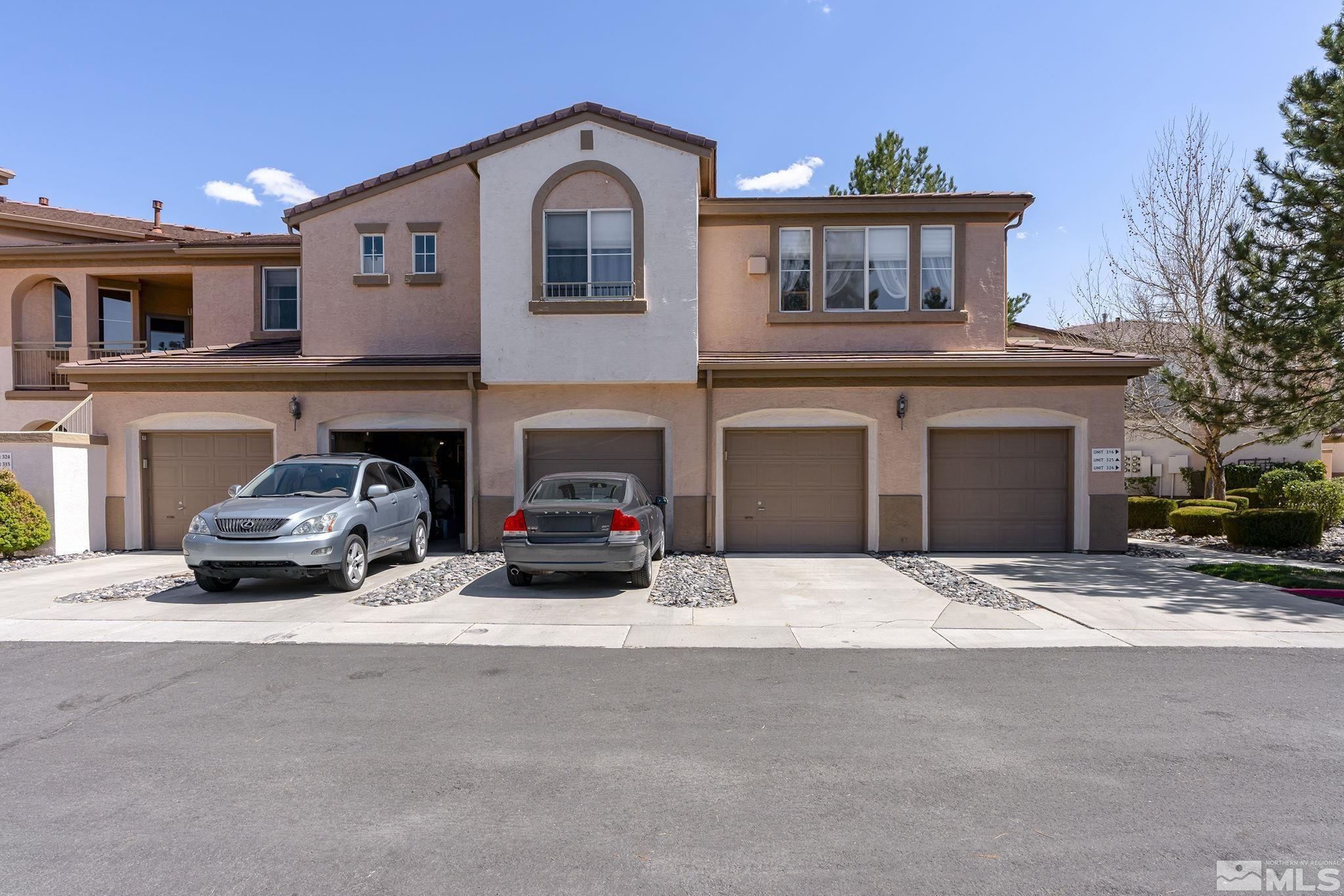 Browse active condo listings in Spanish Springs South