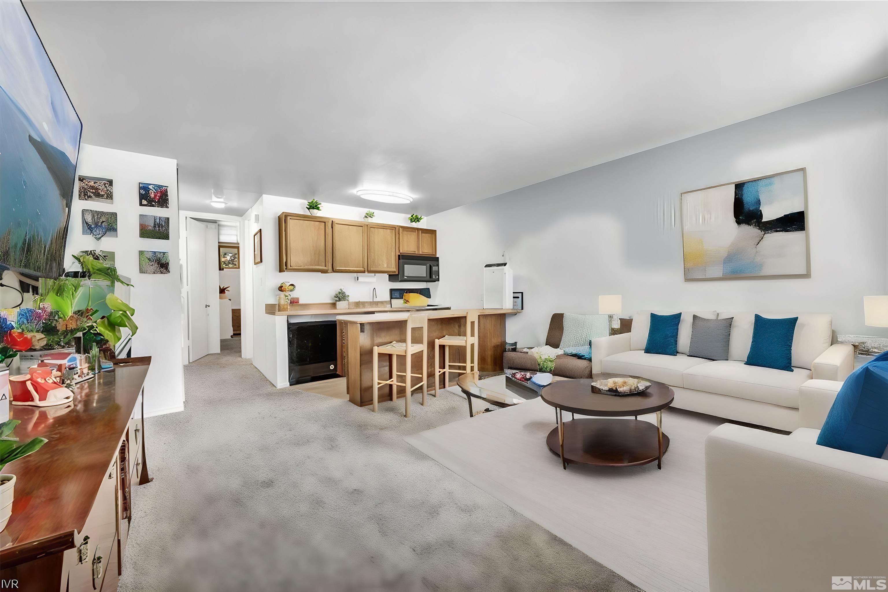Photo #3: 240004598 Listing 