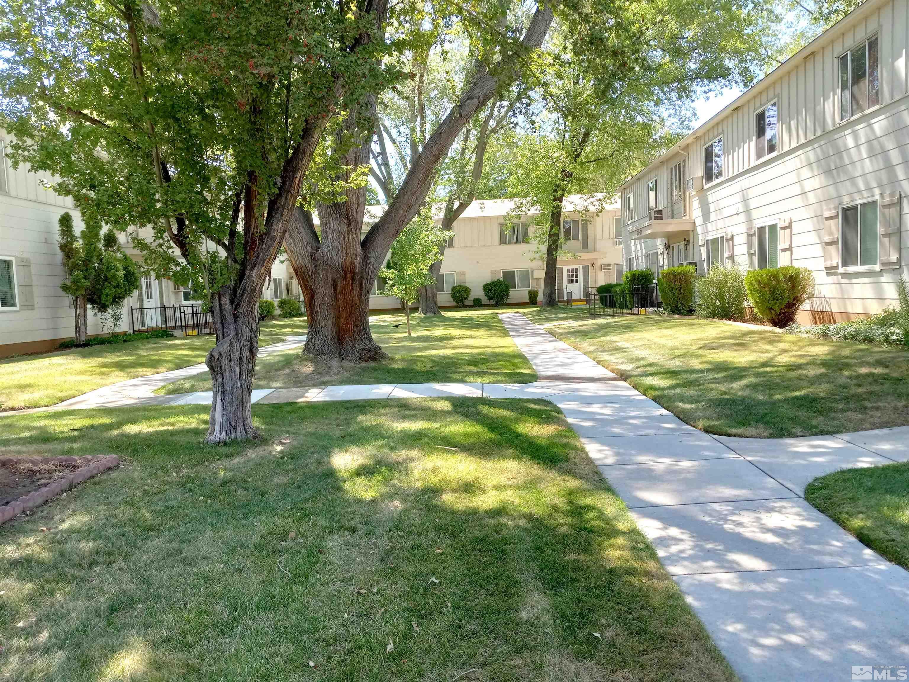 Photo #2: 240009242 Listing 