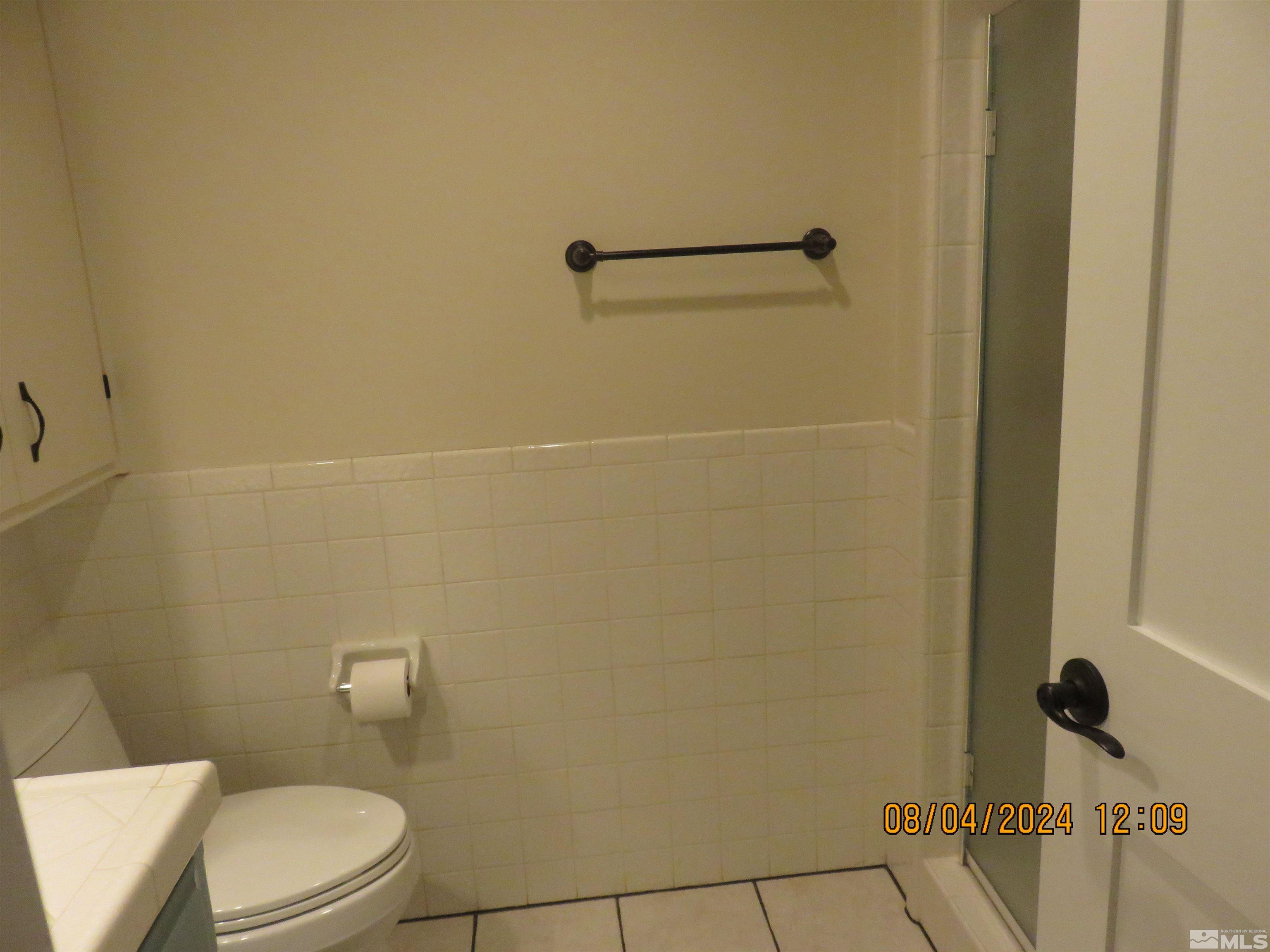 Photo #7: 240009947 Listing 