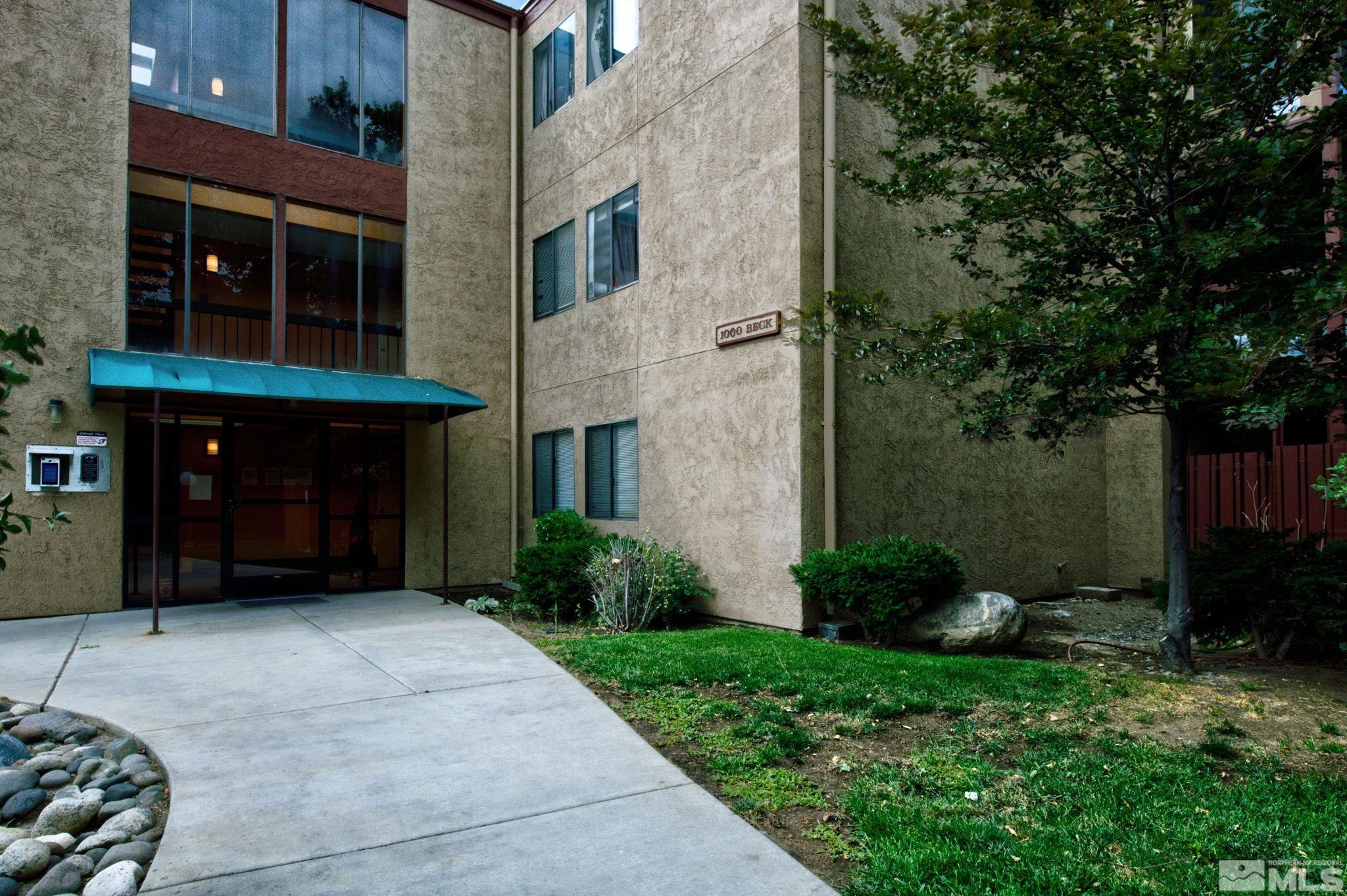 Photo #3: 240011330 Listing 
