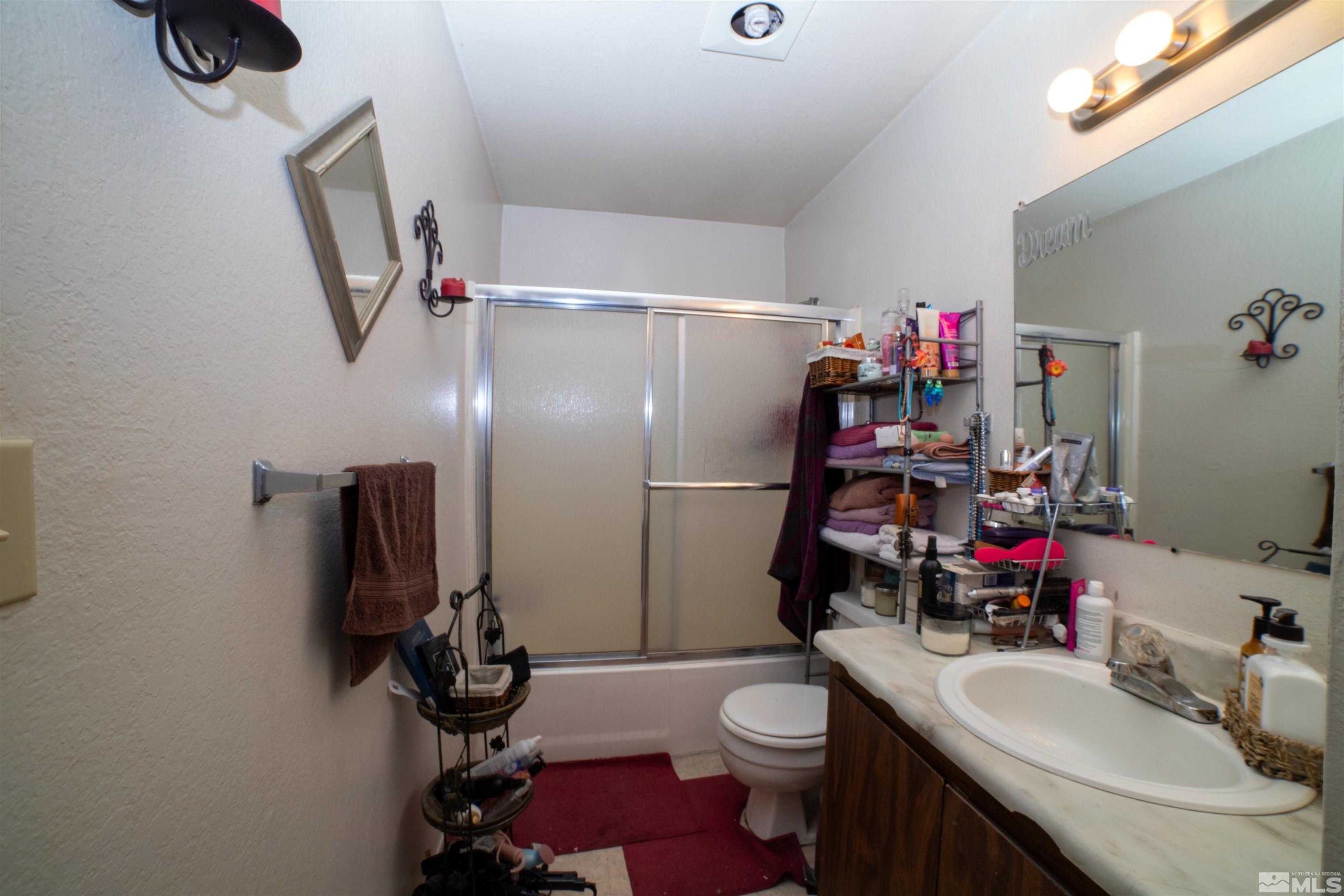 Photo #4: 240013126 Listing 