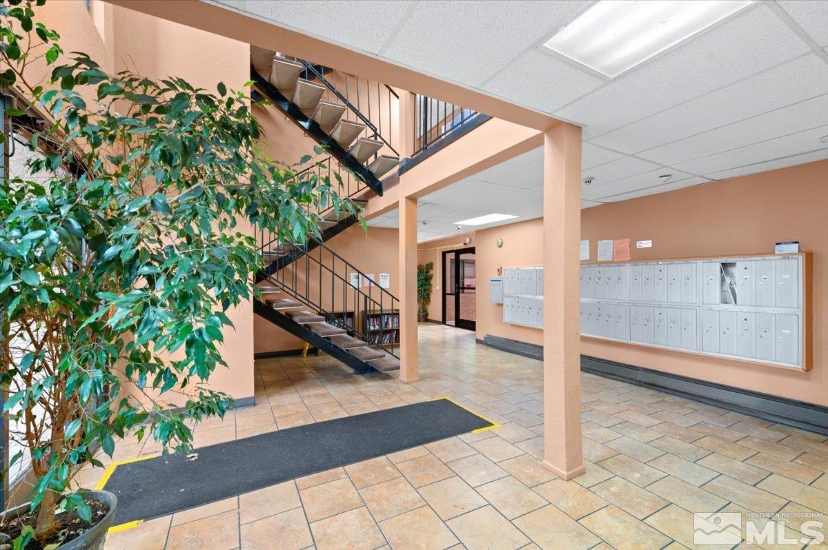 Photo #3: 240014257 Listing 