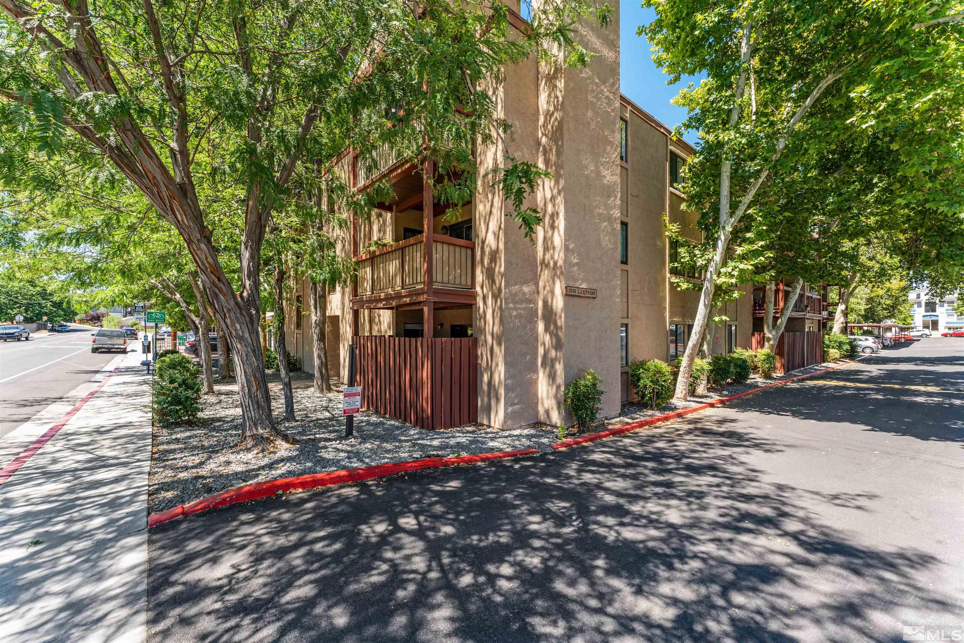 Photo #2: 240014629 Listing 