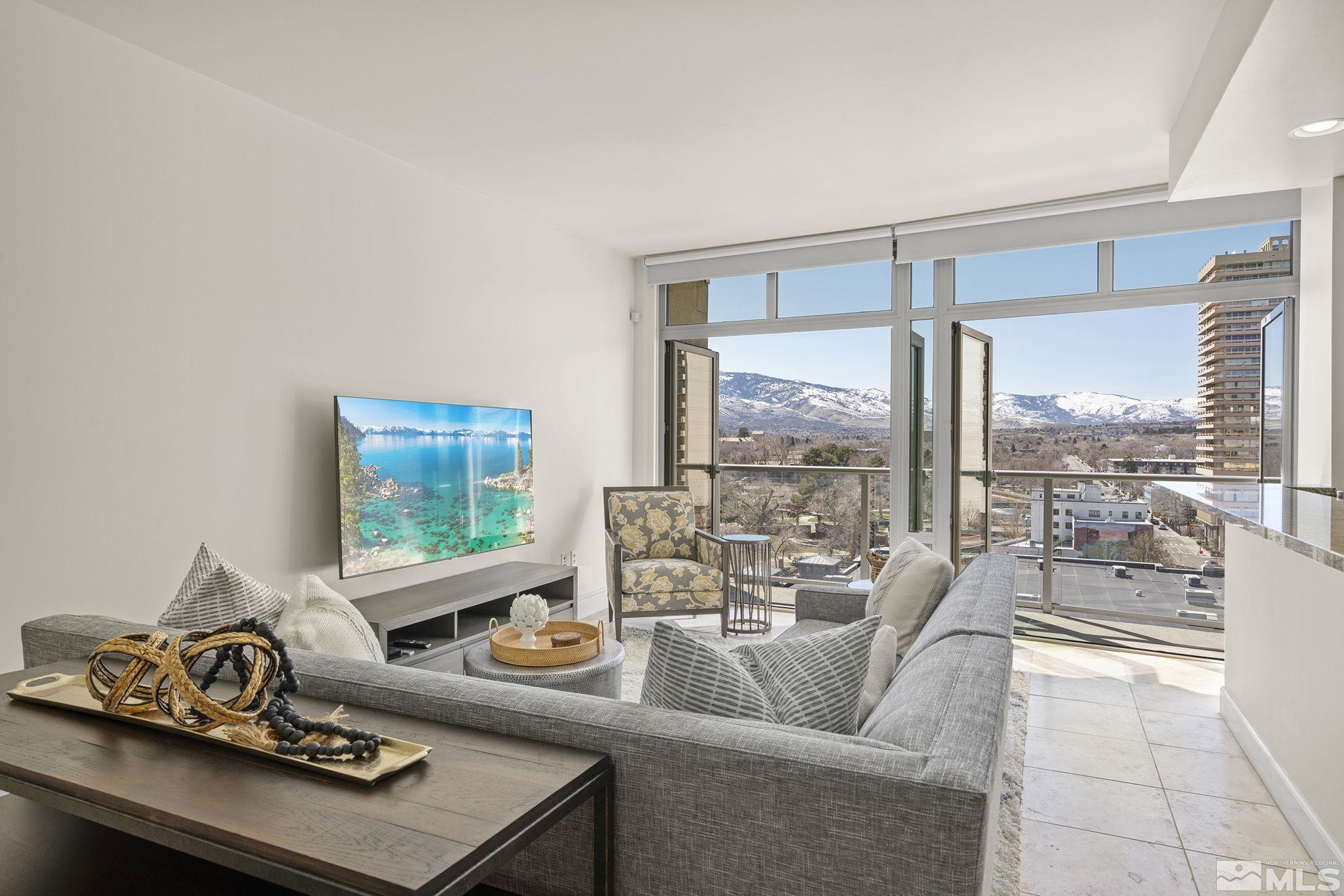 Photo #2: 240014987 Listing 