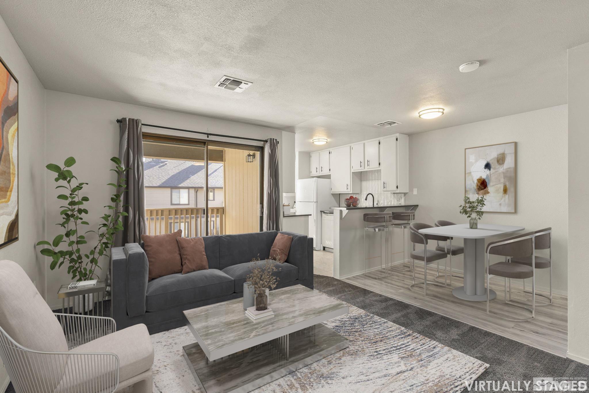 Photo #2: 240015097 Listing 