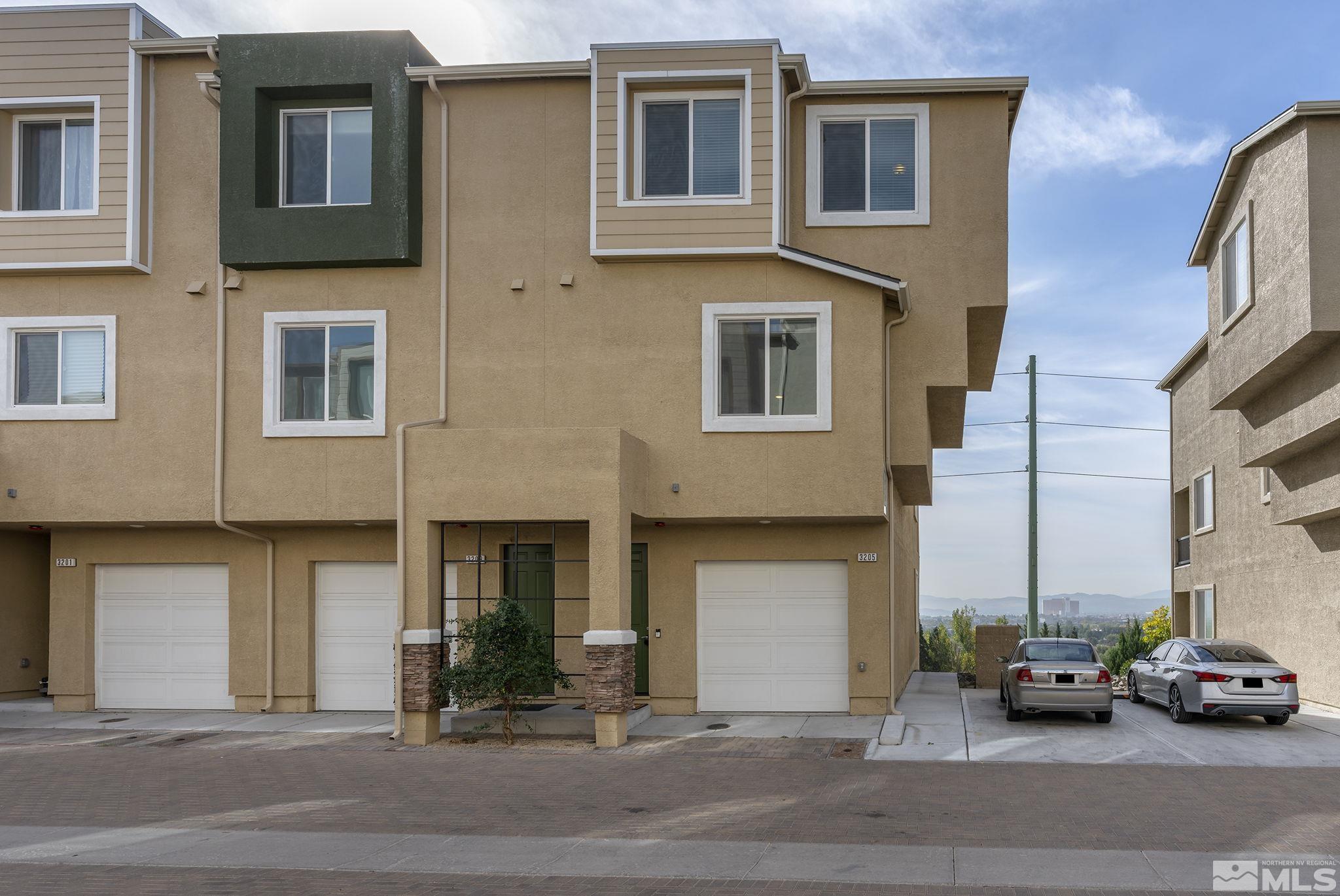 Browse active condo listings in STERLING RIDGE