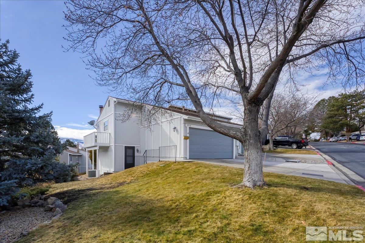 Photo #2: 250001735 Listing 