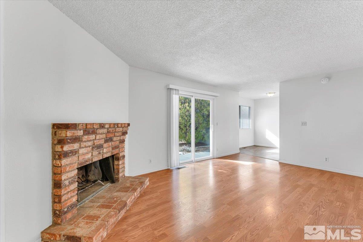 Photo #3: 250001735 Listing 