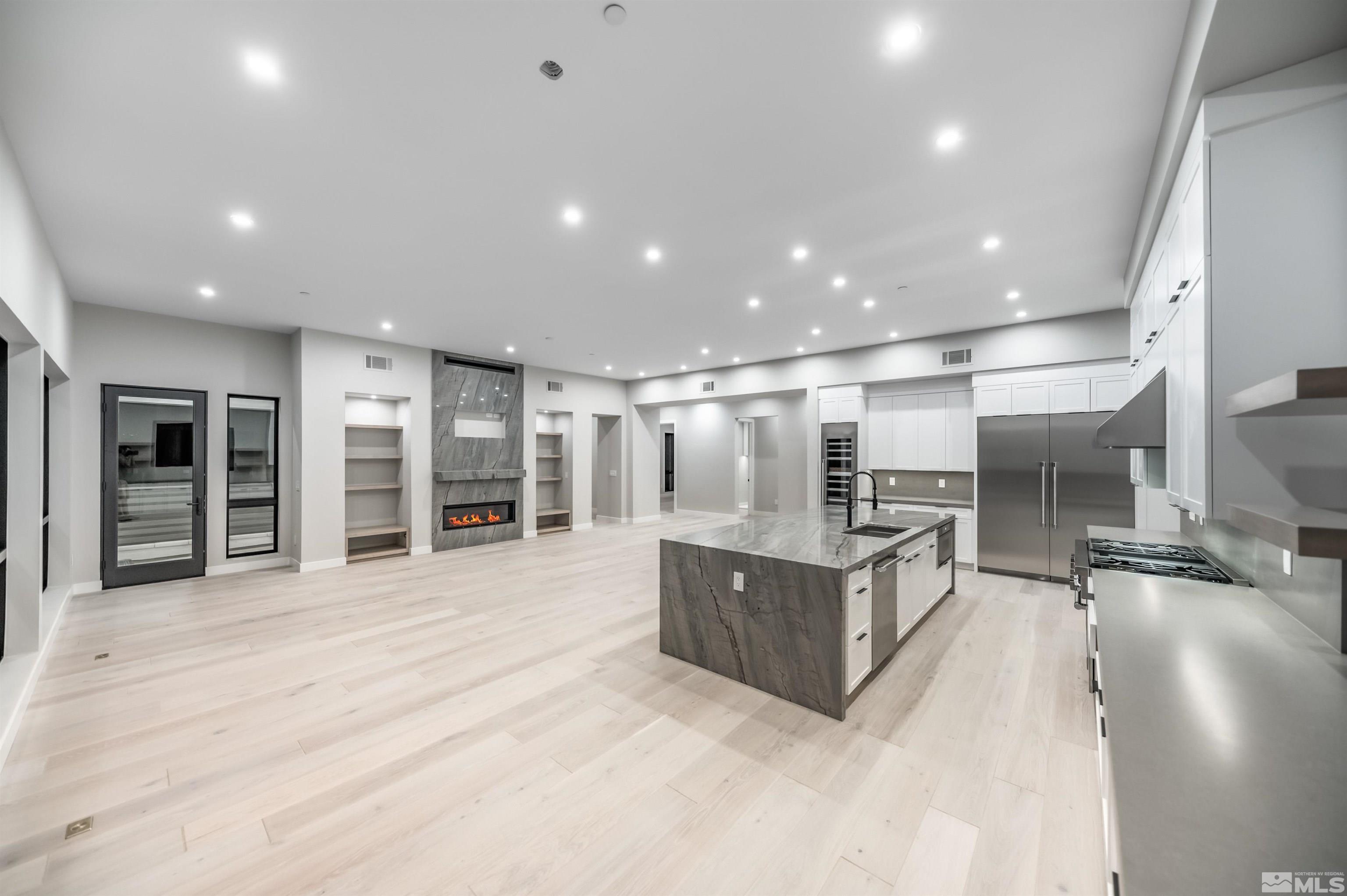 Photo #3: 250002196 Listing 