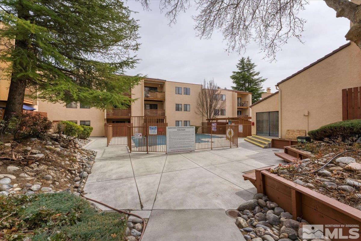 More Details about MLS # 250003099 : 2750 PLUMAS STREET