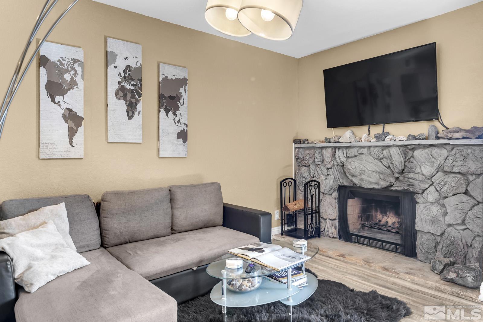 Photo #3: 250003115 Listing 