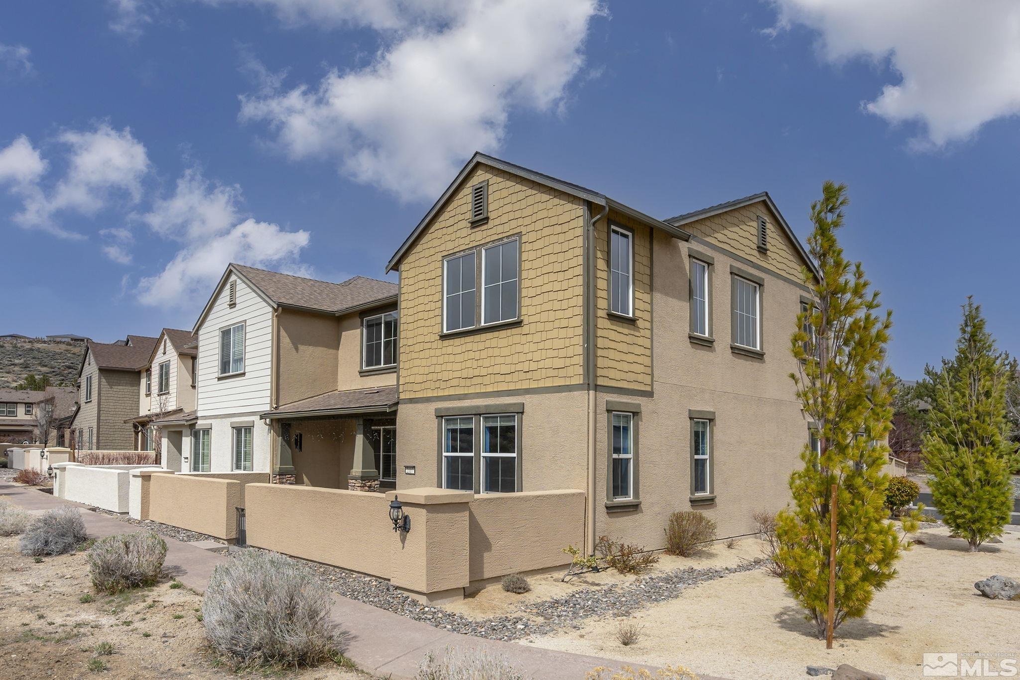 Browse active condo listings in VUE AT SOMERSETT