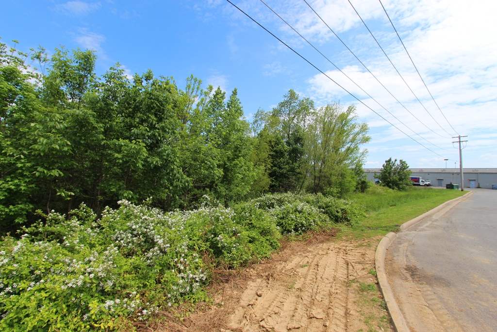 665 S Hogan  Conway, AR
